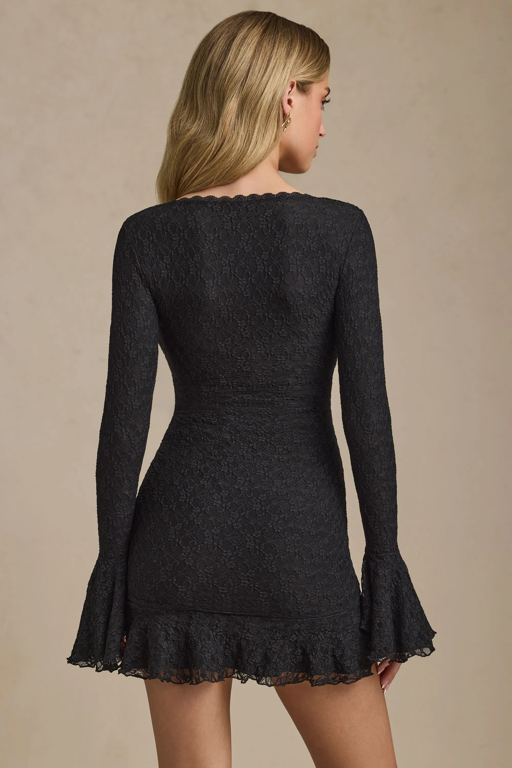 Cozy Fashion Wear Long-Sleeve Ruffled Lace Mini Dress in Black