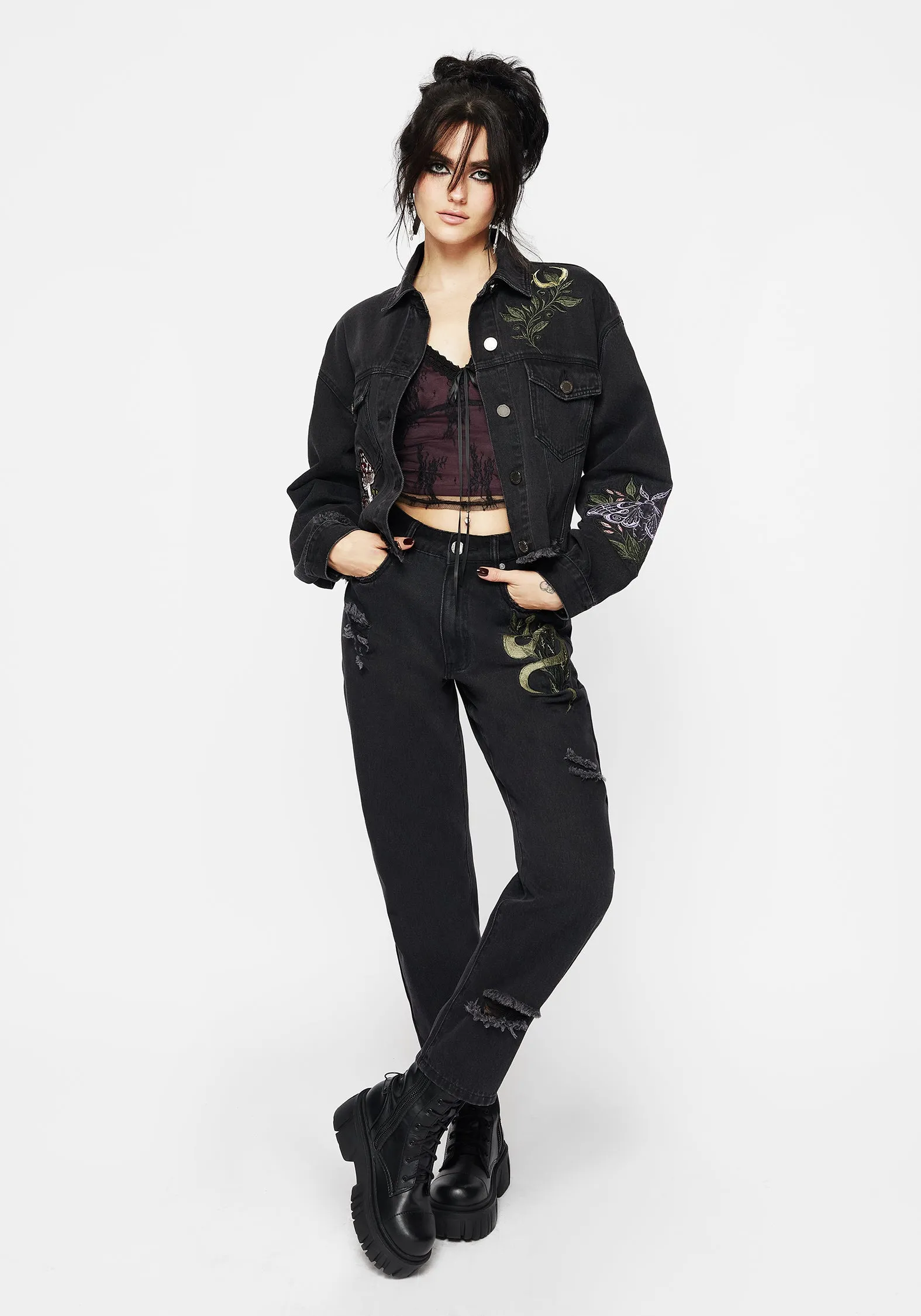All Season Style Cool And Simple Nirah Embroidered Distressed Mom Jeans