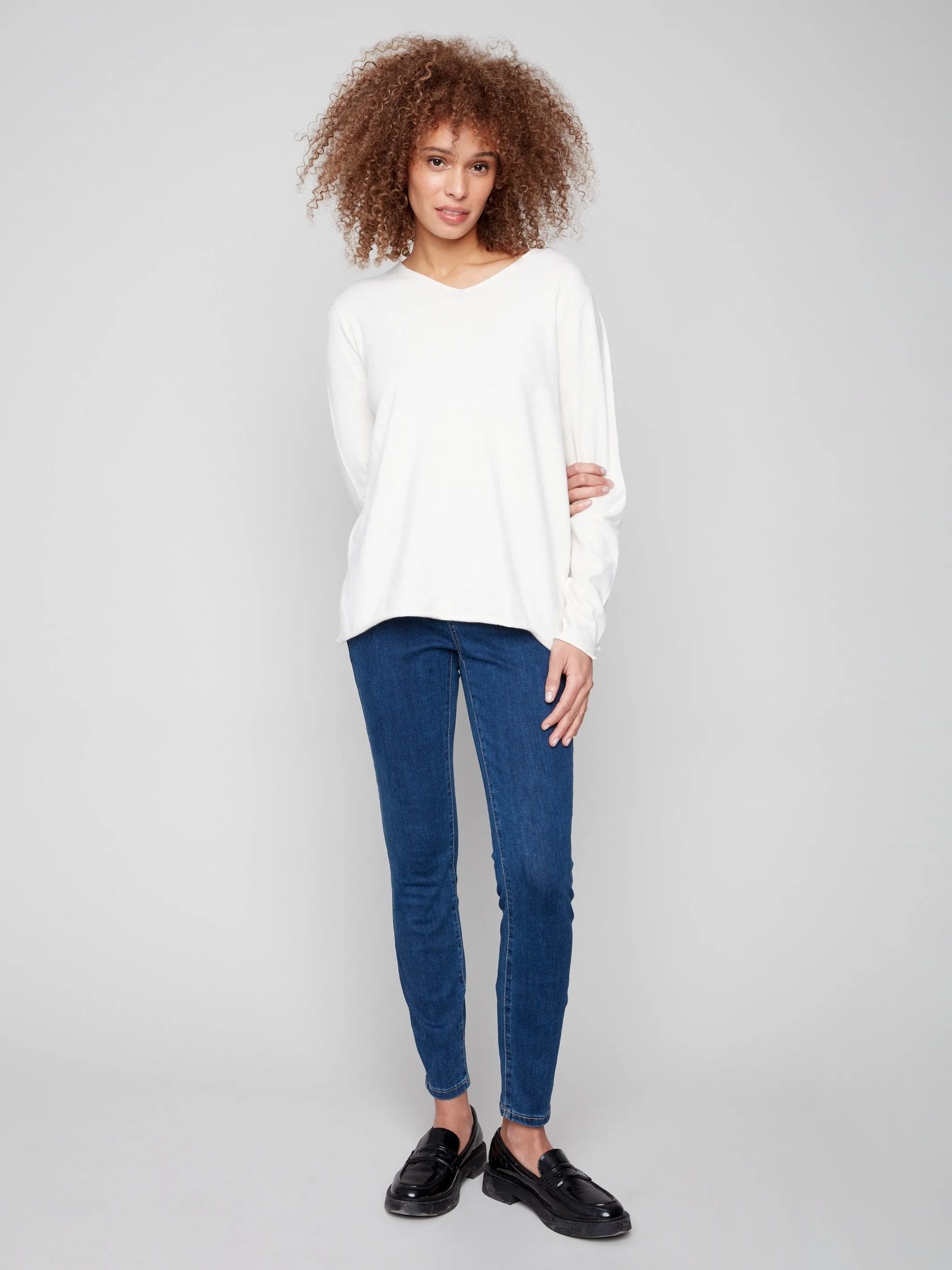 Winter Fashion Basic V-Neck Sweater - Ecru