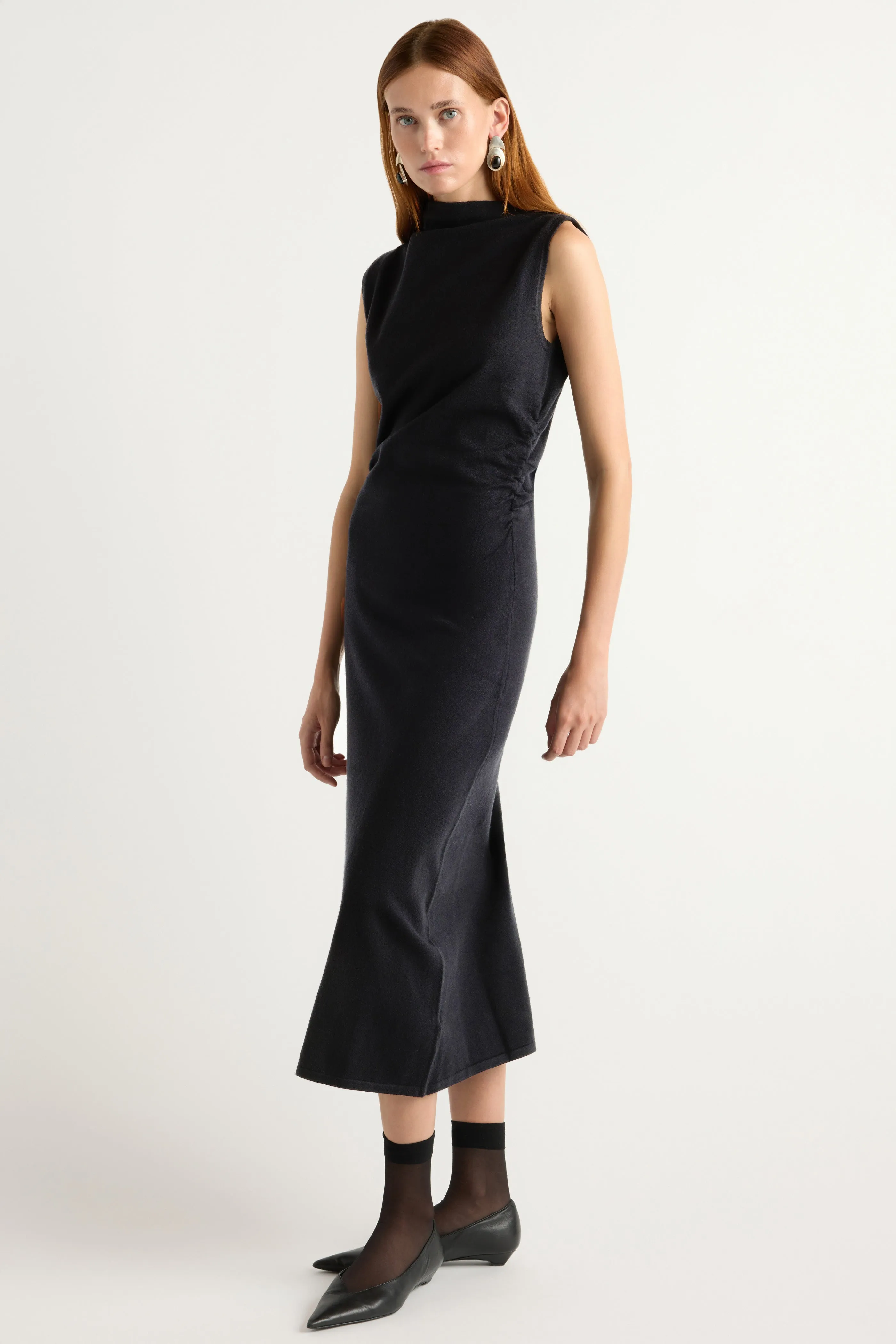 Abel Asymmetric-Neck Dress Smart Look outdoor mode