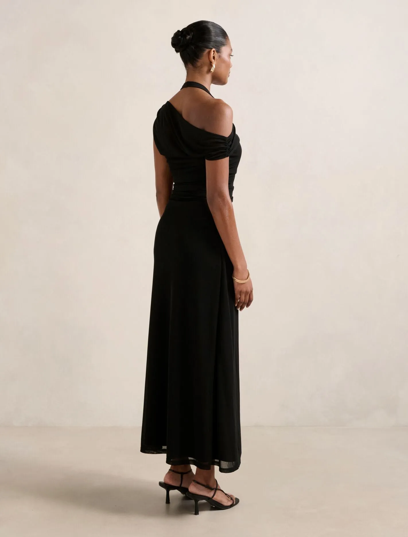 Storm Calm Casual yet elegant outfit Brooklyn Petite Layered Jersey Maxi Dress