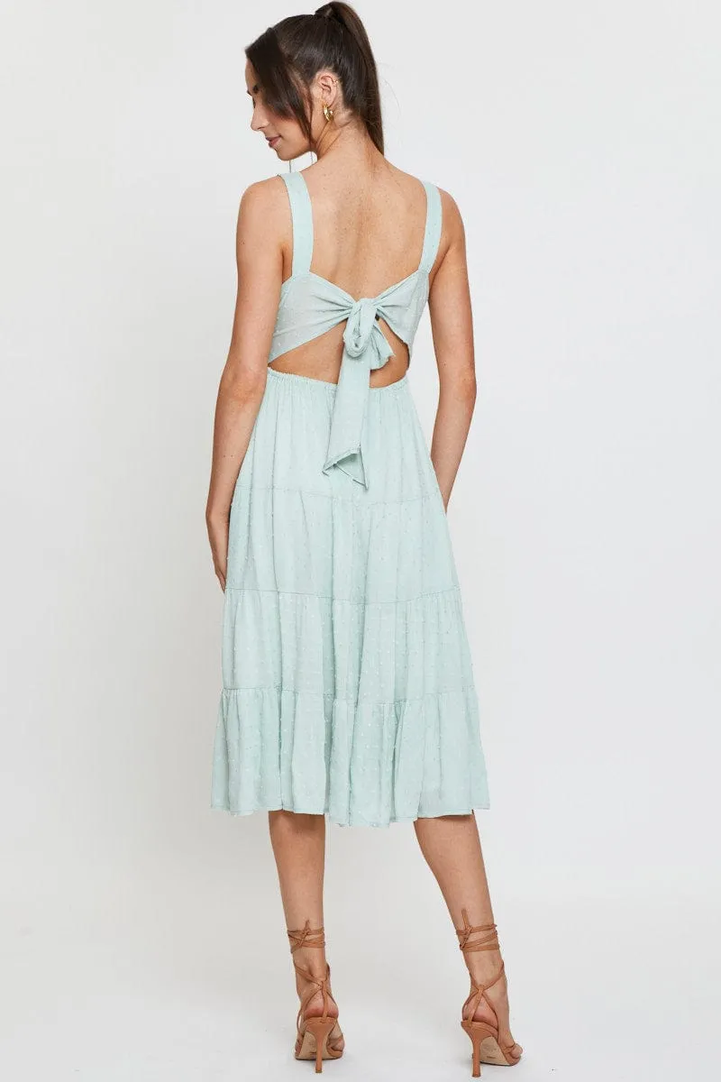 Flattering midi silhouette Green Midi Dress Sleeveless V Neck