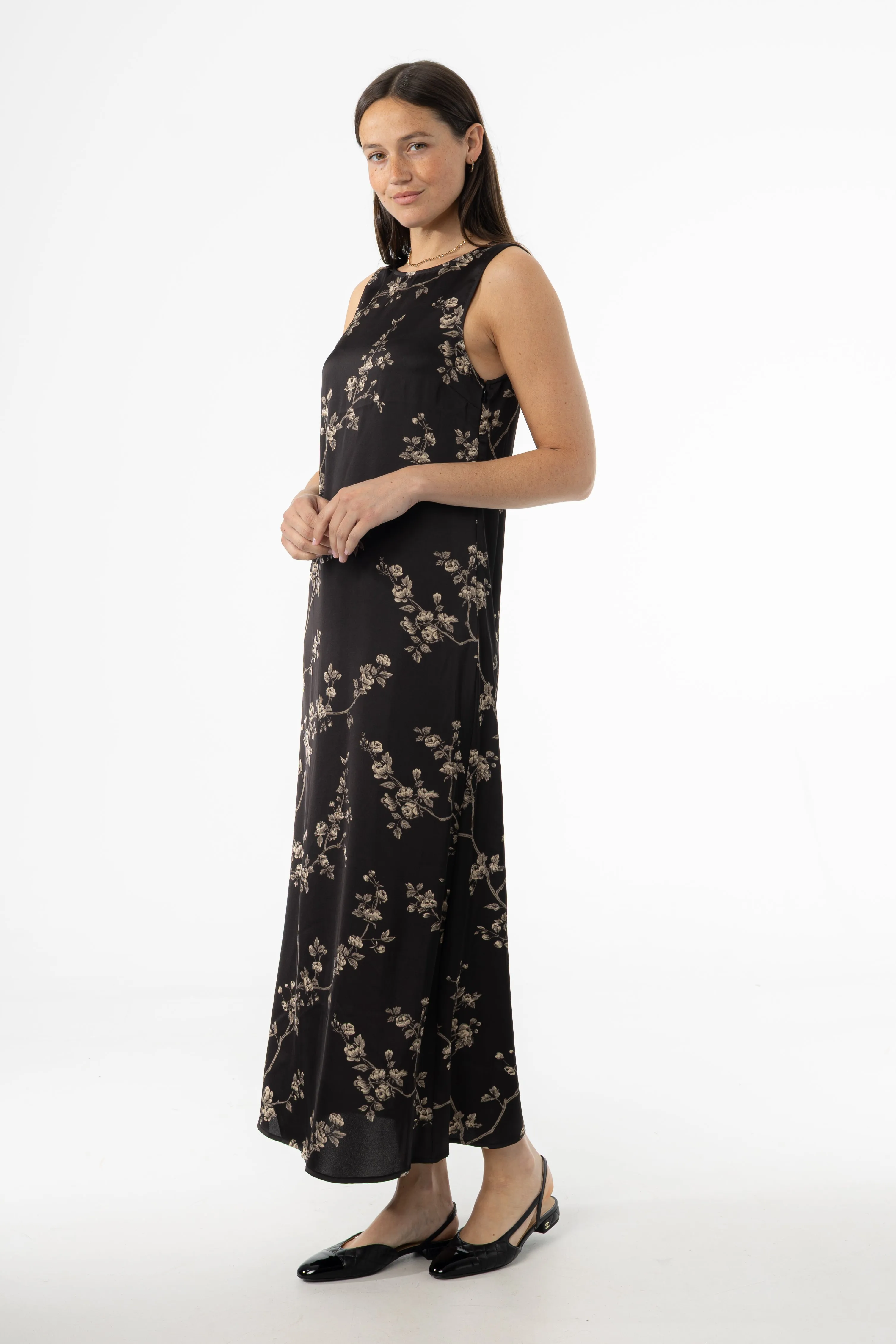 Tagless Design Black & Beige Round Neck Jumper