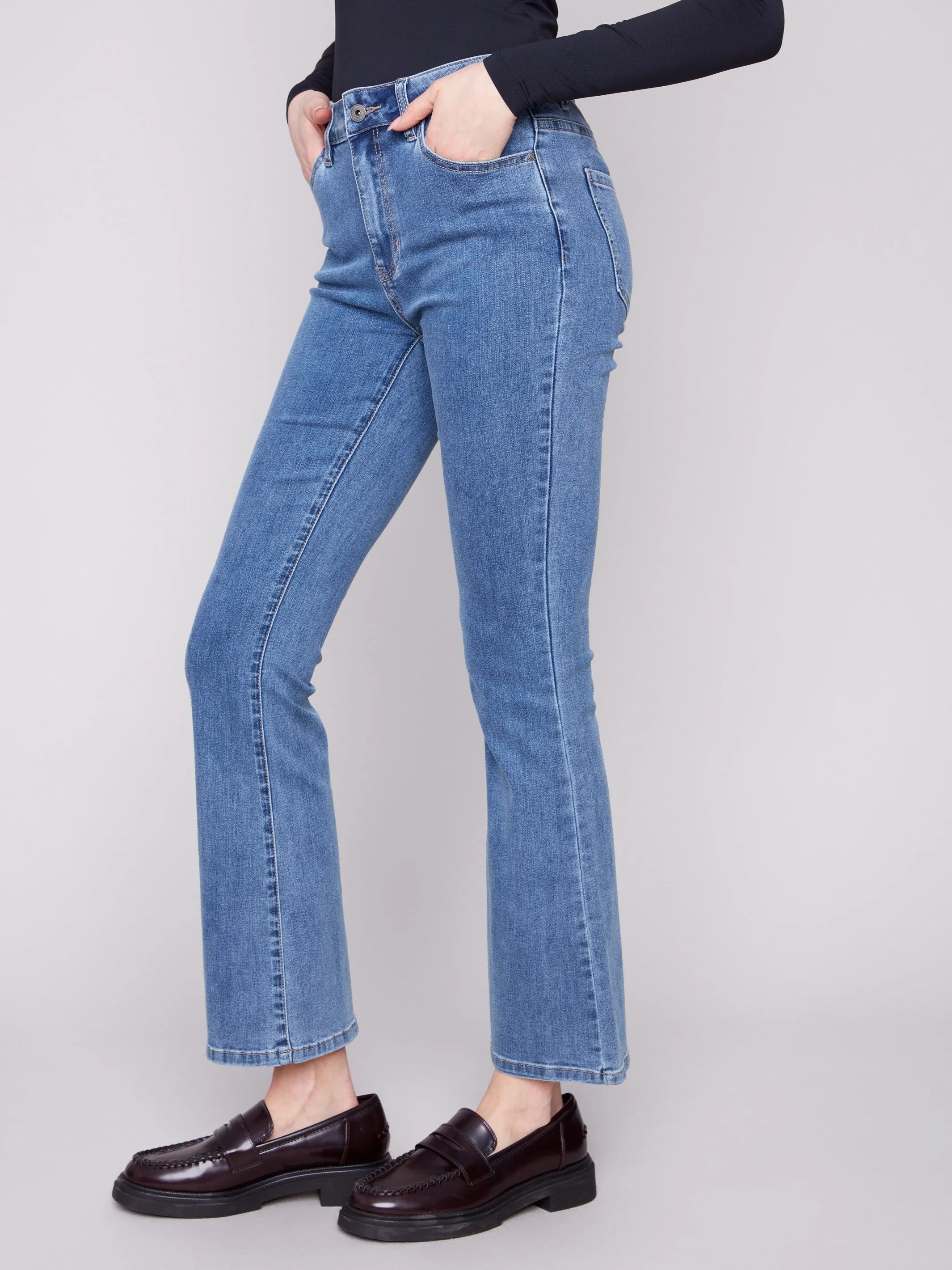 Weekend Style Smooth Bootcut Jeans - Medium Blue