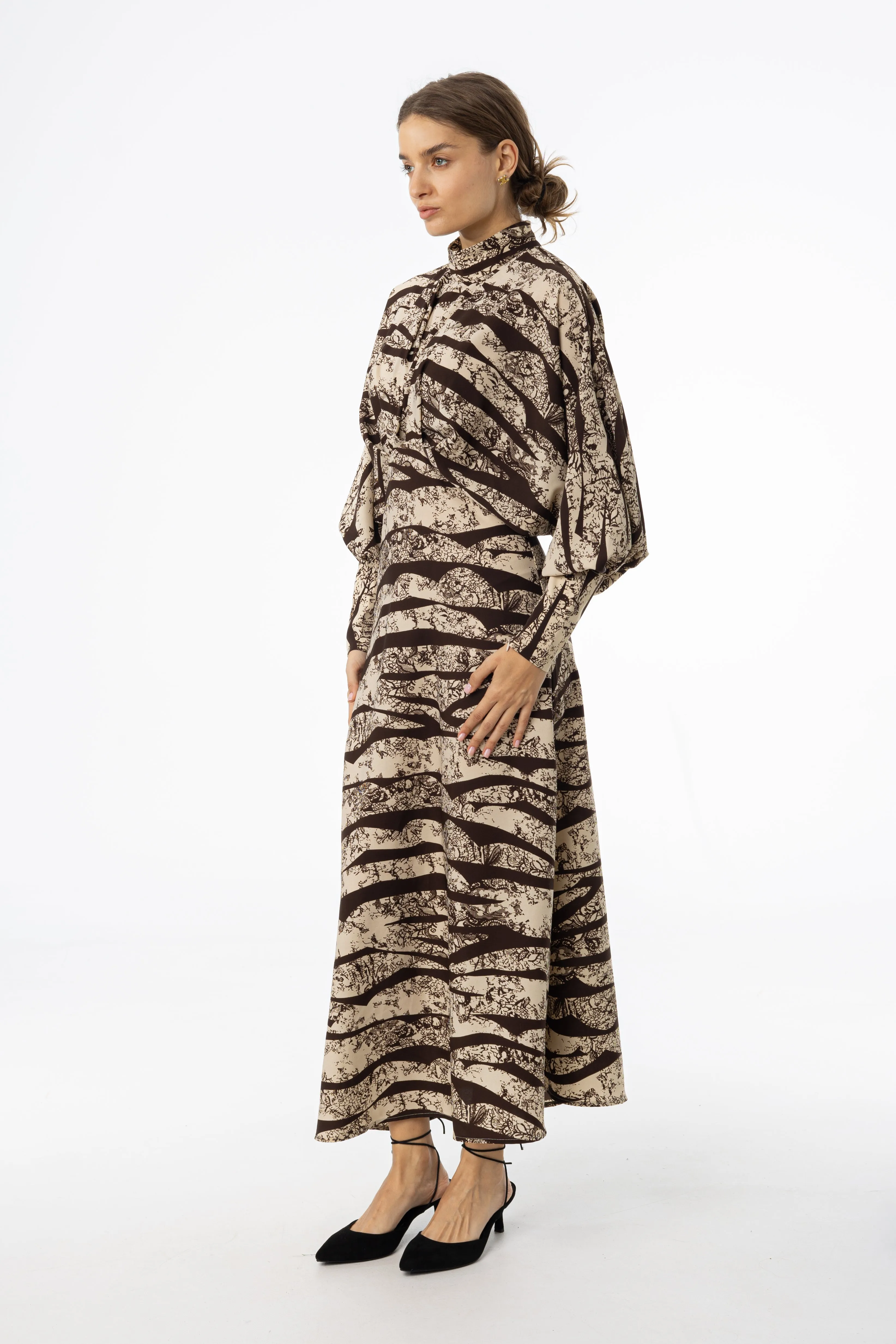 Brown Printed Draped Maxi Dress HighNeckStyle Cool Hooded Jacket