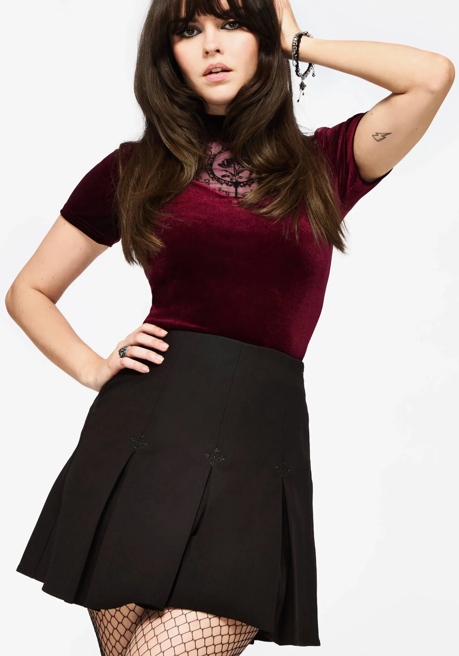 Crisscross Back smooth zipper Soul Embroidered Pleated Mini Skirt