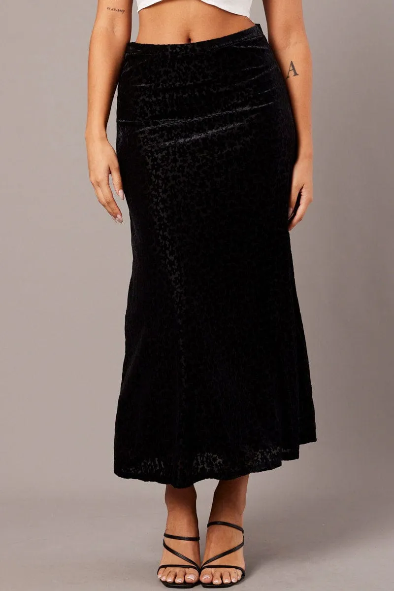 Simple Comfort Black Maxi Skirt Mid Rise Burn Out