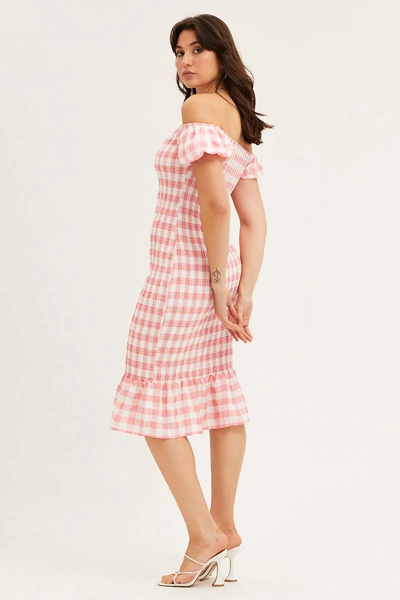 Check Shirred Midi Dress Versatile midi dress with pockets Low Maintenance