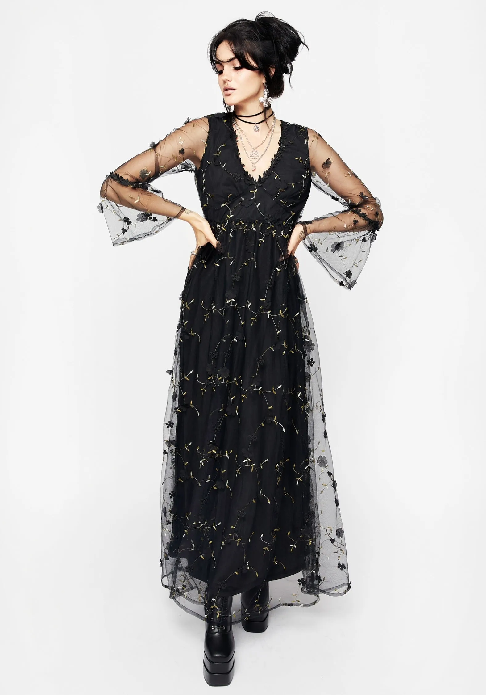 Luxurious long dress Chrysanthi Applique Maxi Dress