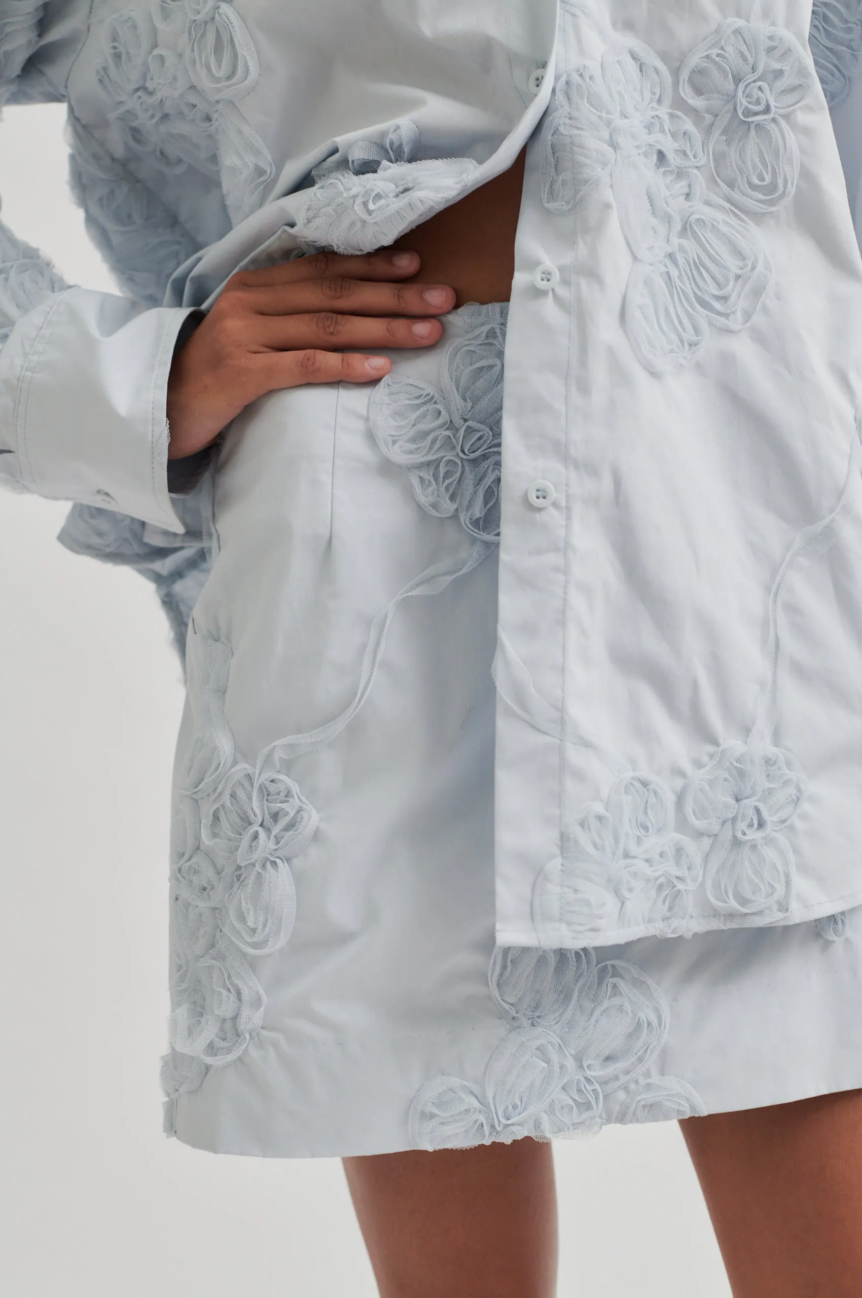 Relaxed Blouse Fearless Mode Liverno Skirt