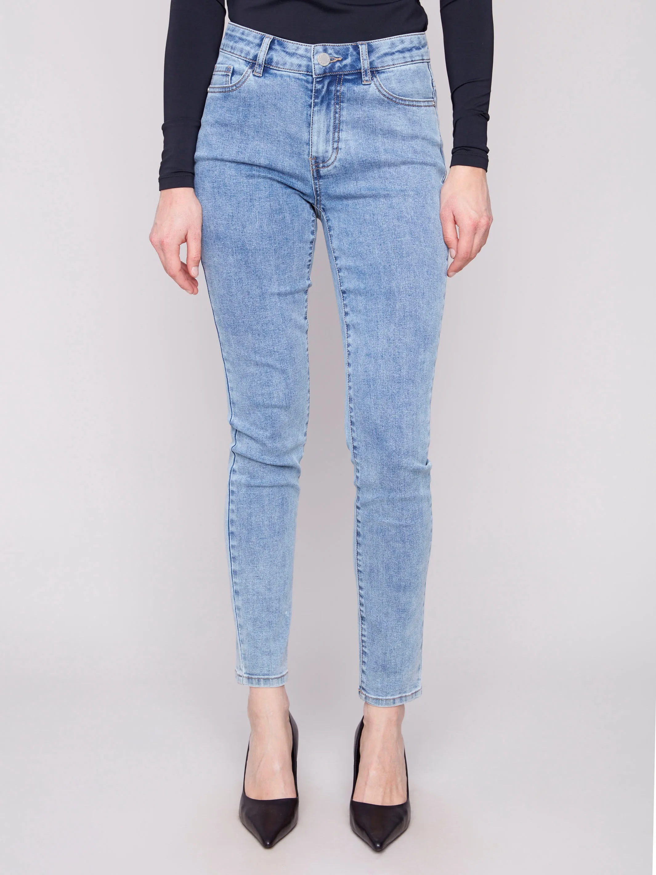 Always Needed Classic Weekend Getaway Carine Skinny Jeans - Light Blue
