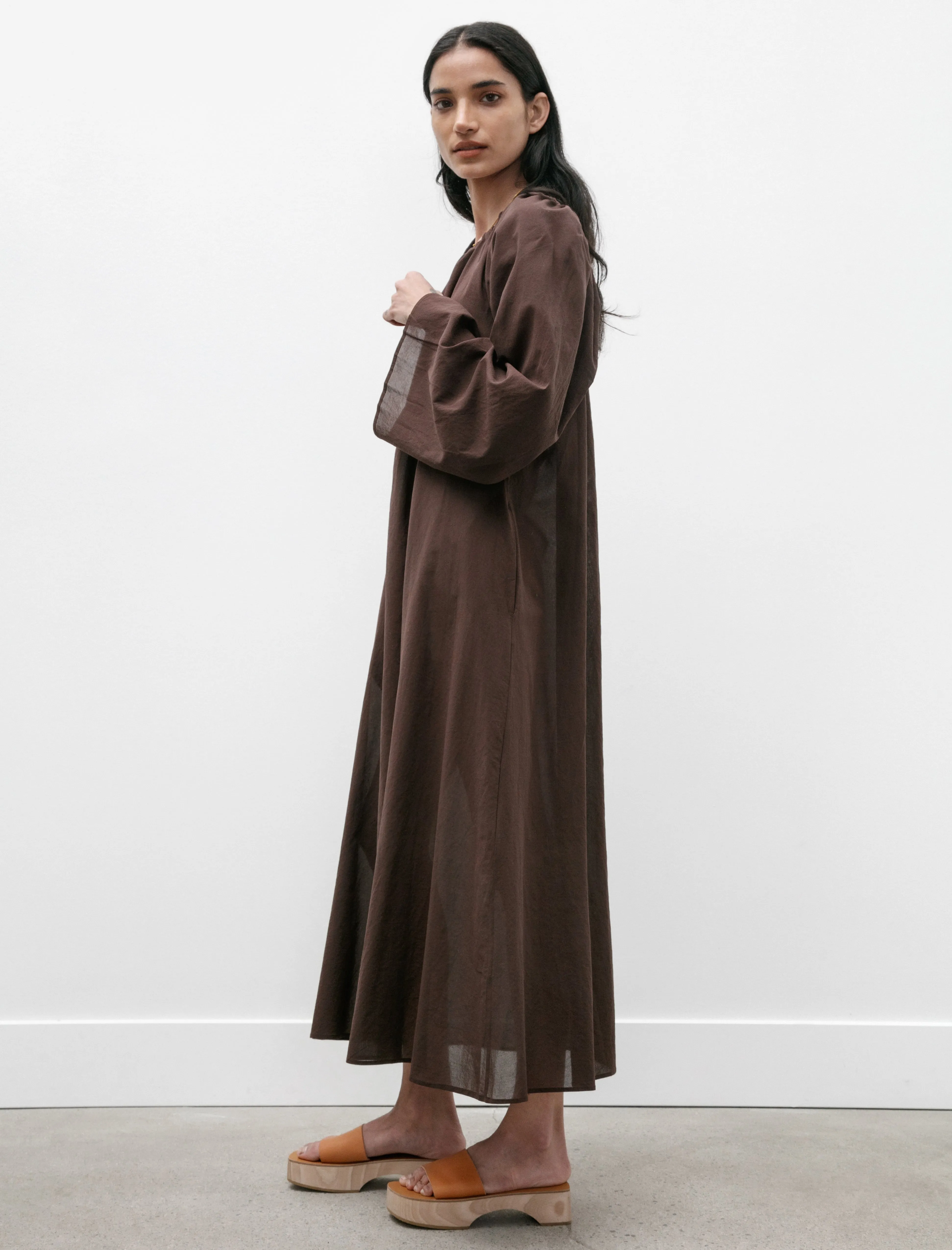 ShrinkResistant Gathered Dress Light Cotton Dark Brown