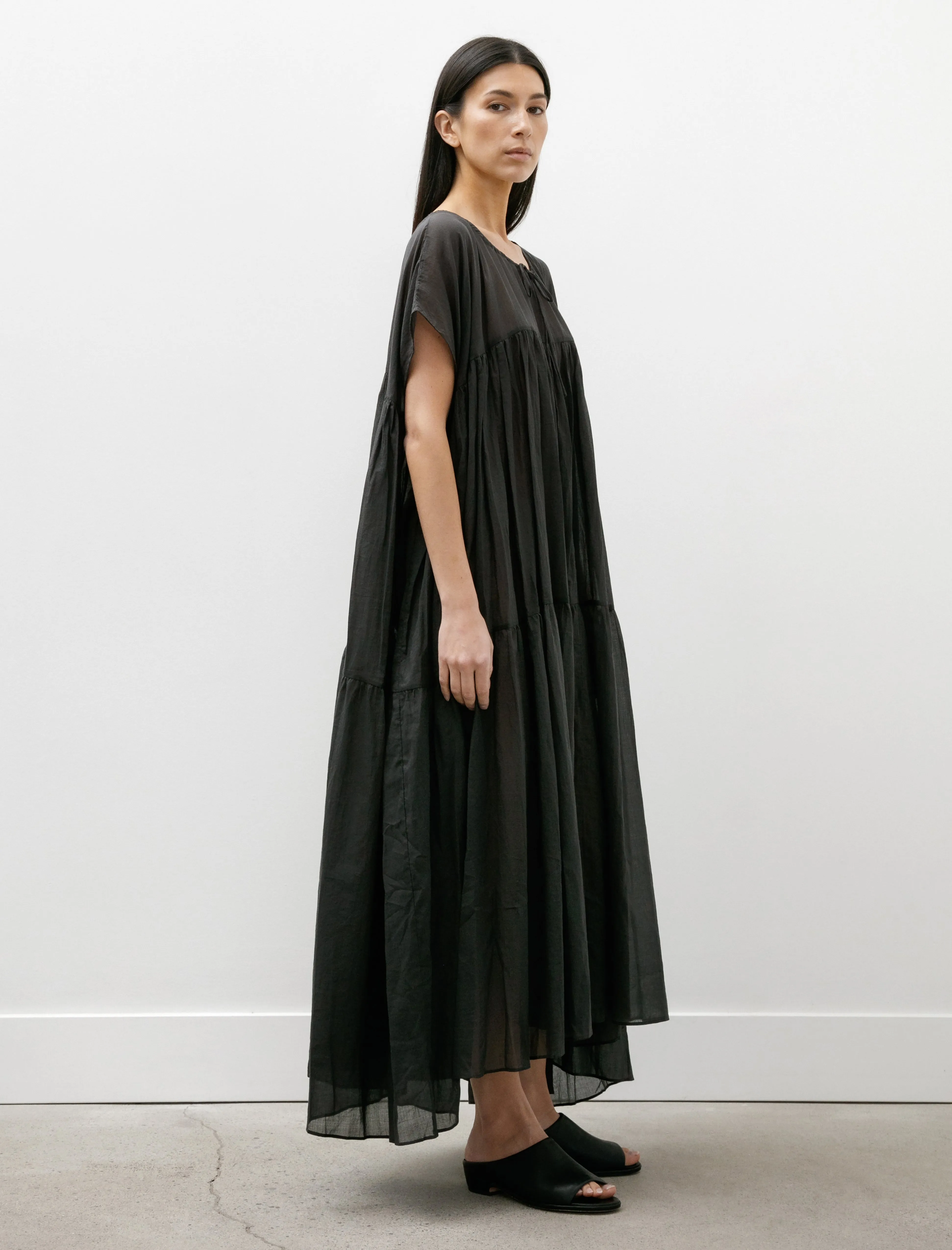 Seamless Design Peace Flow Tier Dress Charcoal