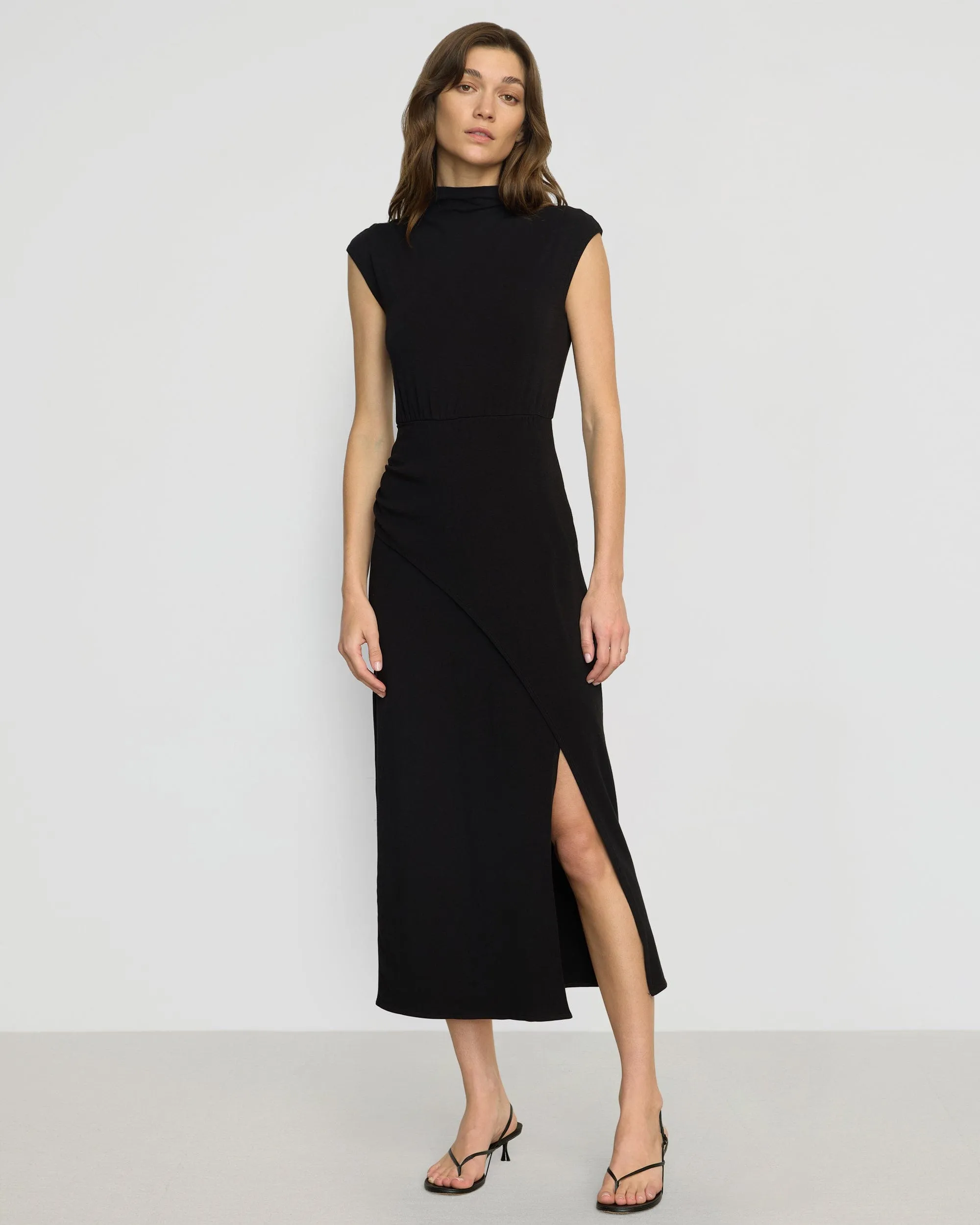 Daily Fit Casual Chic Yimei Mock-Neck Side-Slit Dress