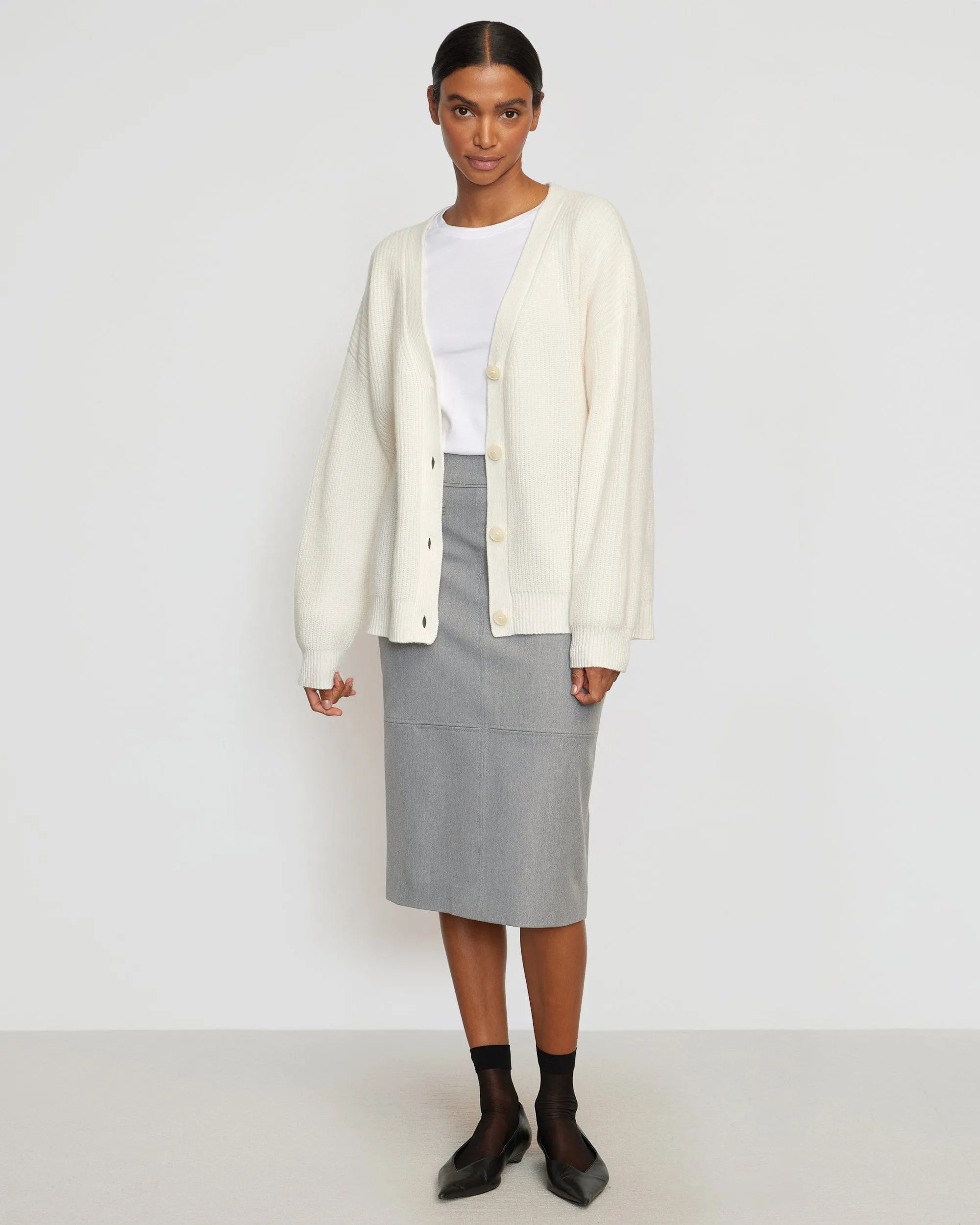 Yulia Back-Split Suiting Skirt Sophisticated Mood Lifestyle Look