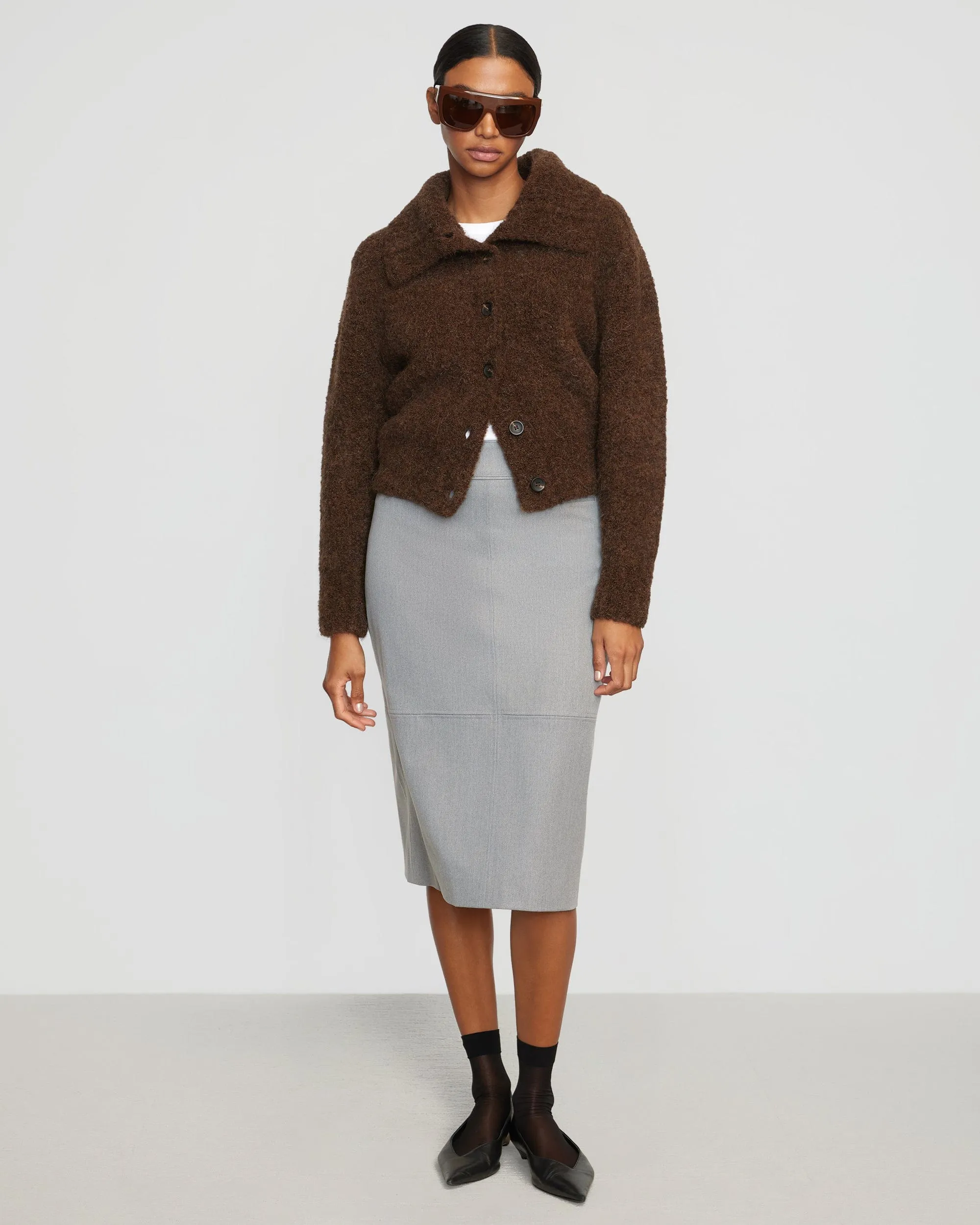 Neat Fit Yulia Back-Split Suiting Skirt