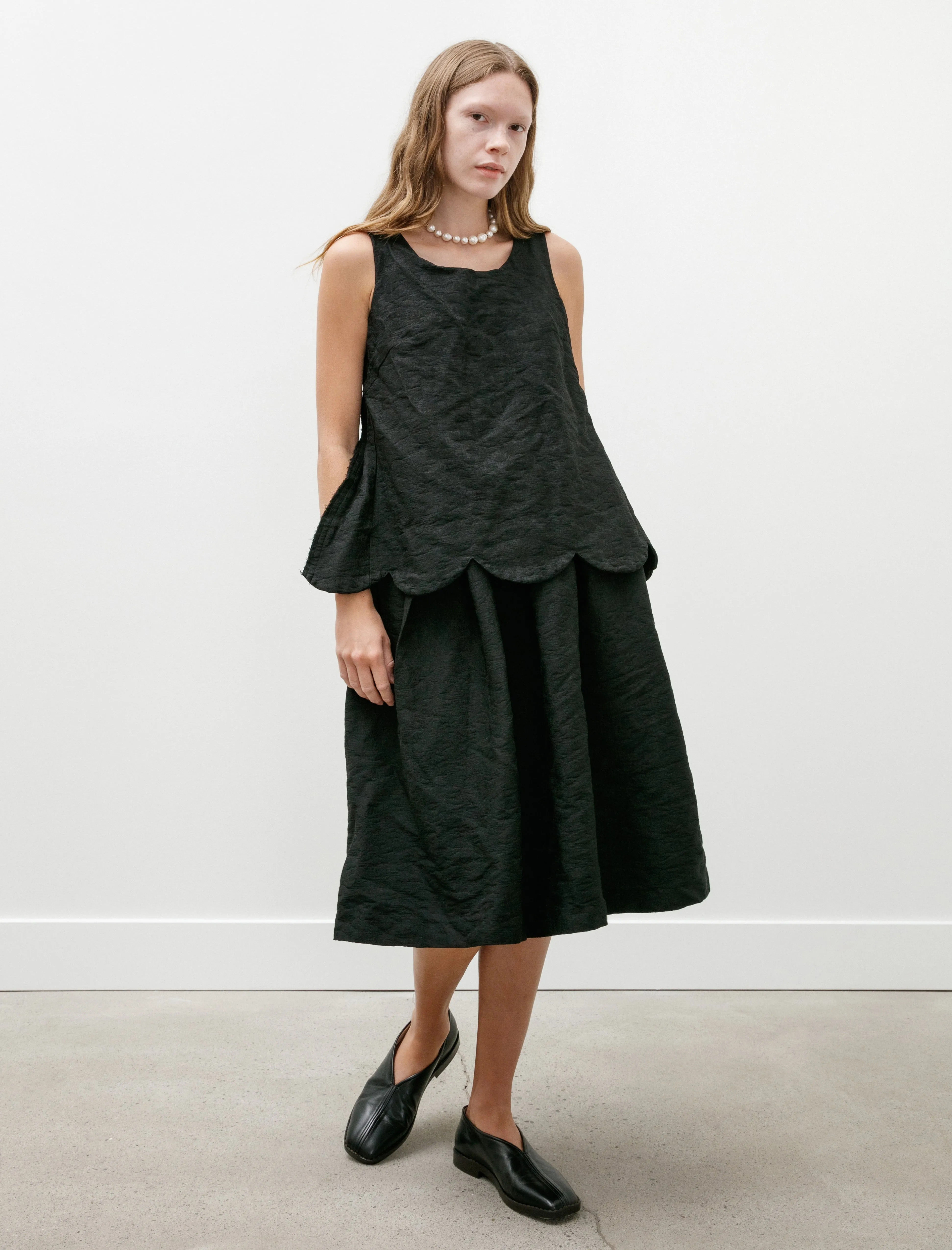 Scalloped Hem Sleeveless Dress Black Wonder Fit