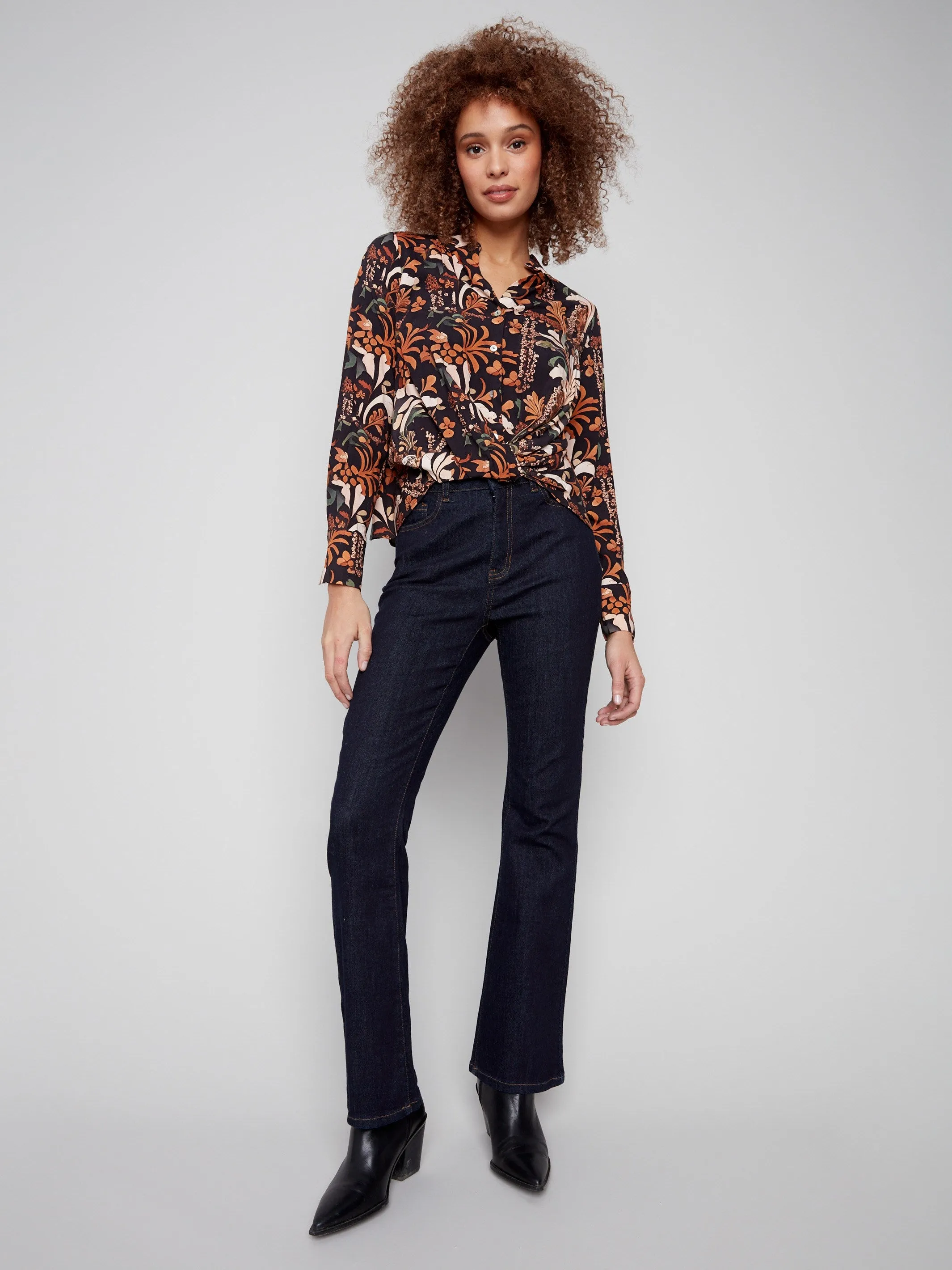 Printed Viscose Button-Down Shirt With Twisted Front - Batik High-Waisted Pants Saga Vibe
