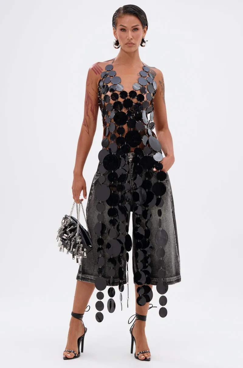 Intuitive GLAMOROUS CHAIN DETAIL HALTER TOP