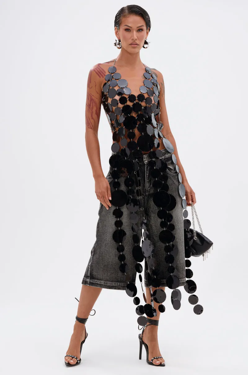 Lightweight Design GLAMOROUS CHAIN DETAIL HALTER TOP