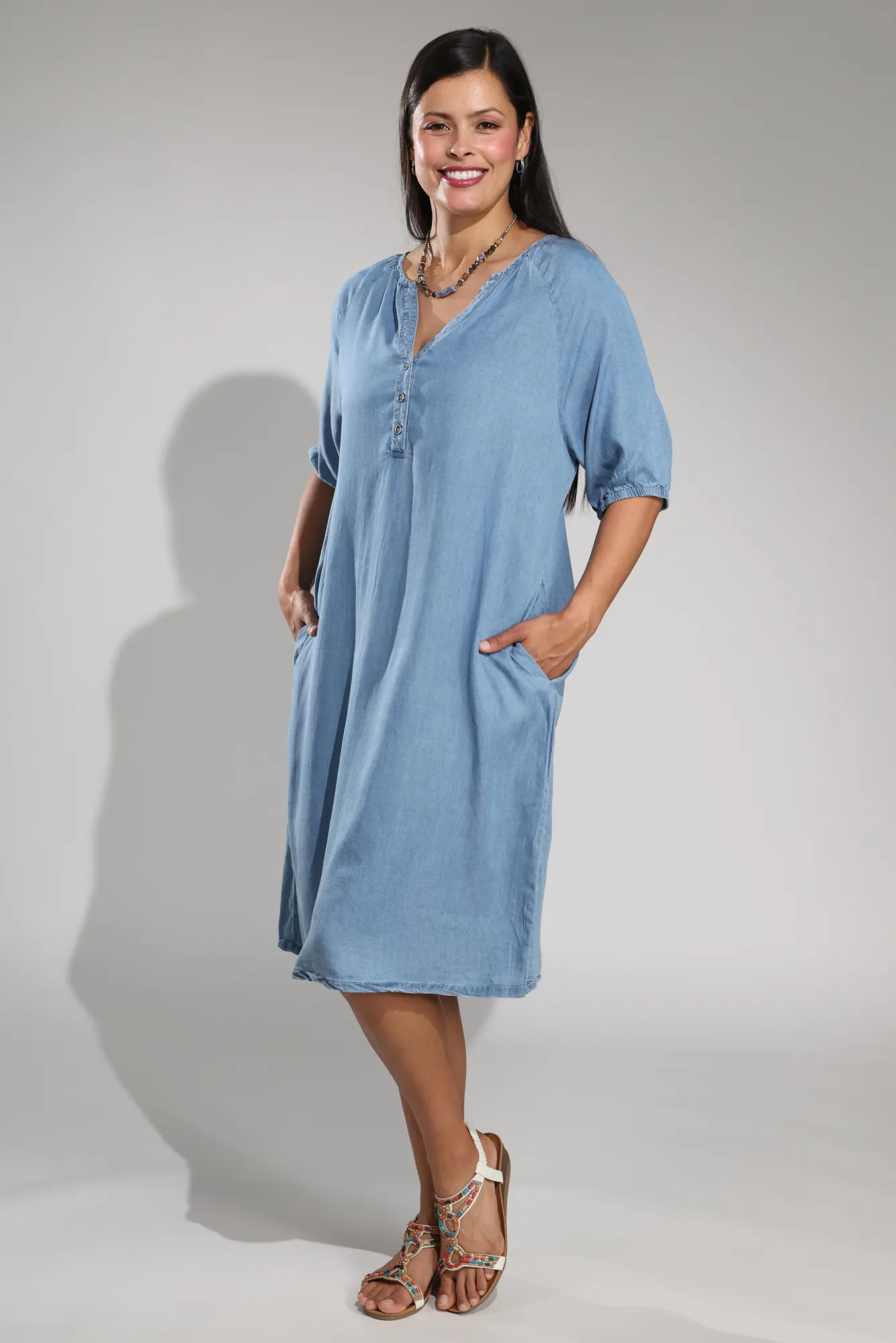 Hidden pockets Tencel Dress with in seam pockets | LIGHT INDIGO | 6634A1