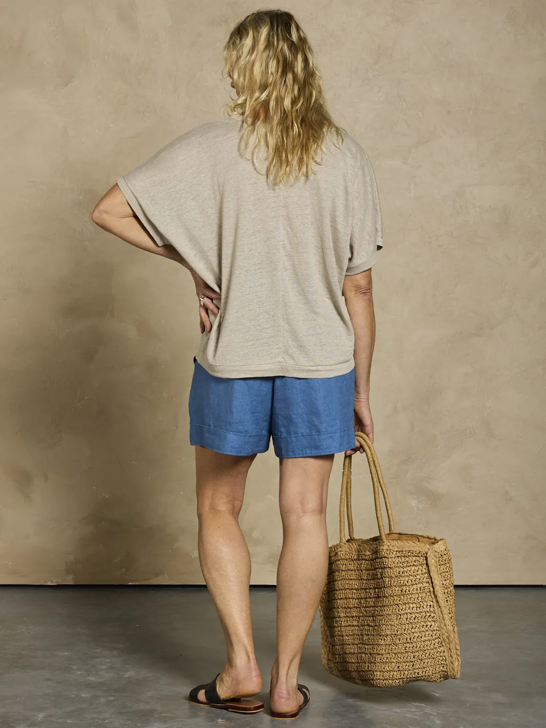 Casual and Soft Iris Jersey T-Shirt Rustic Taupe