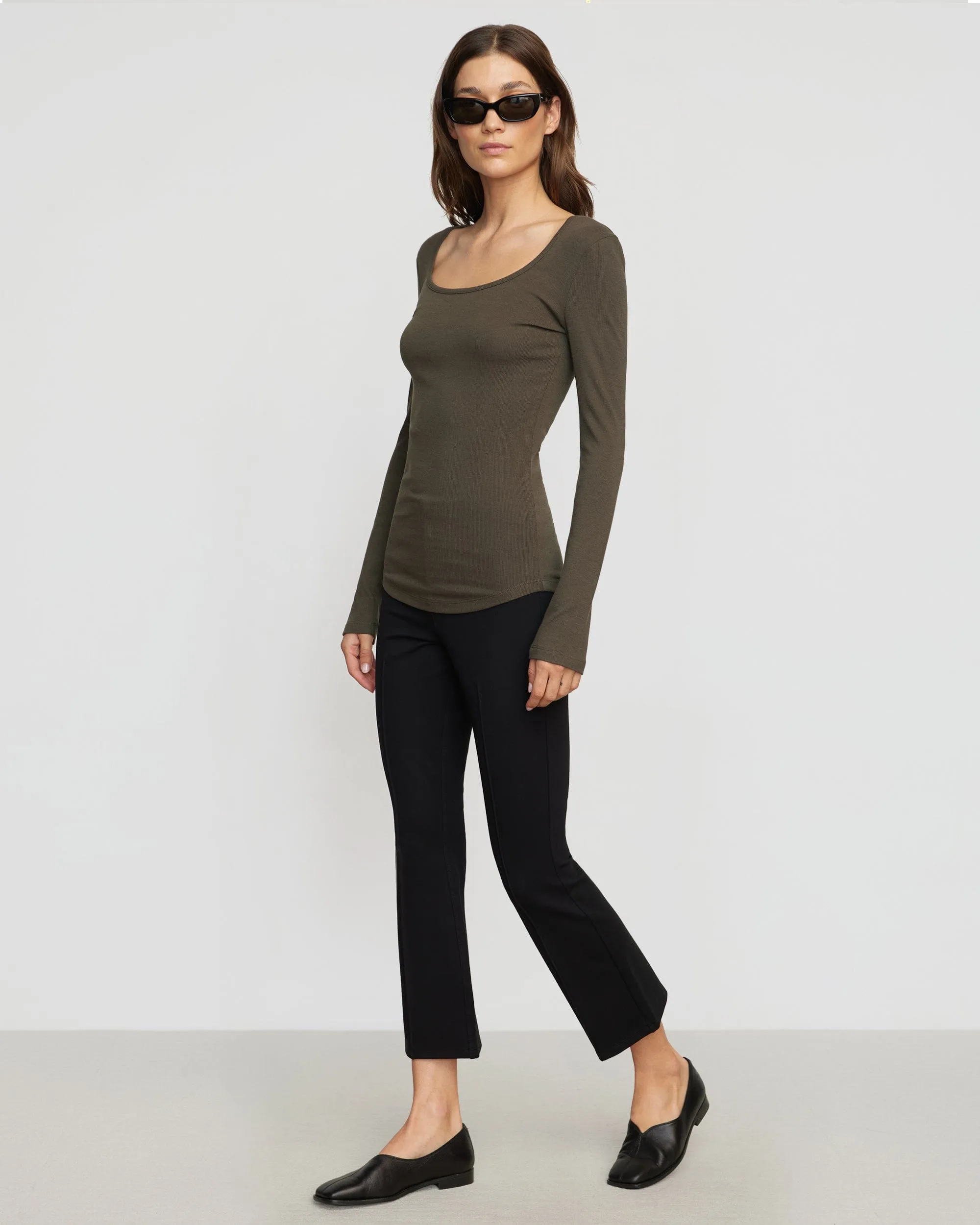 MoistureWicking Technology sports activity Rosa Ribbed Scoop-Neck Tee