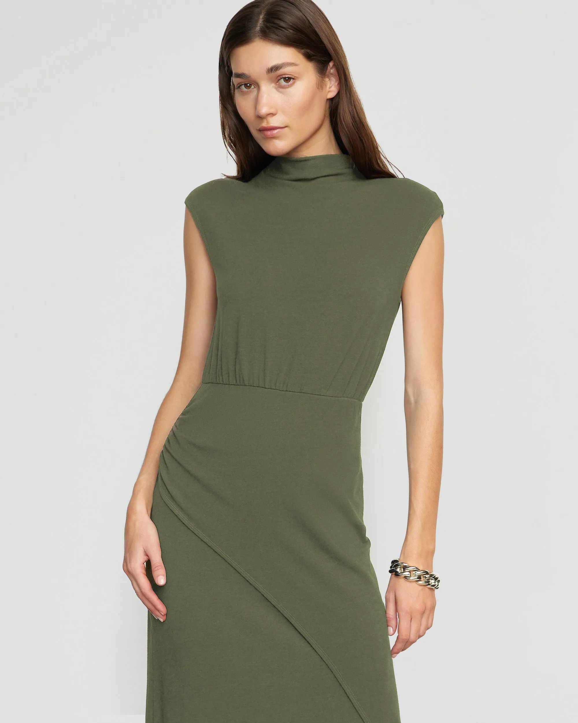 Yimei Mock-Neck Side-Slit Dress Stylish accessories Focus Mood