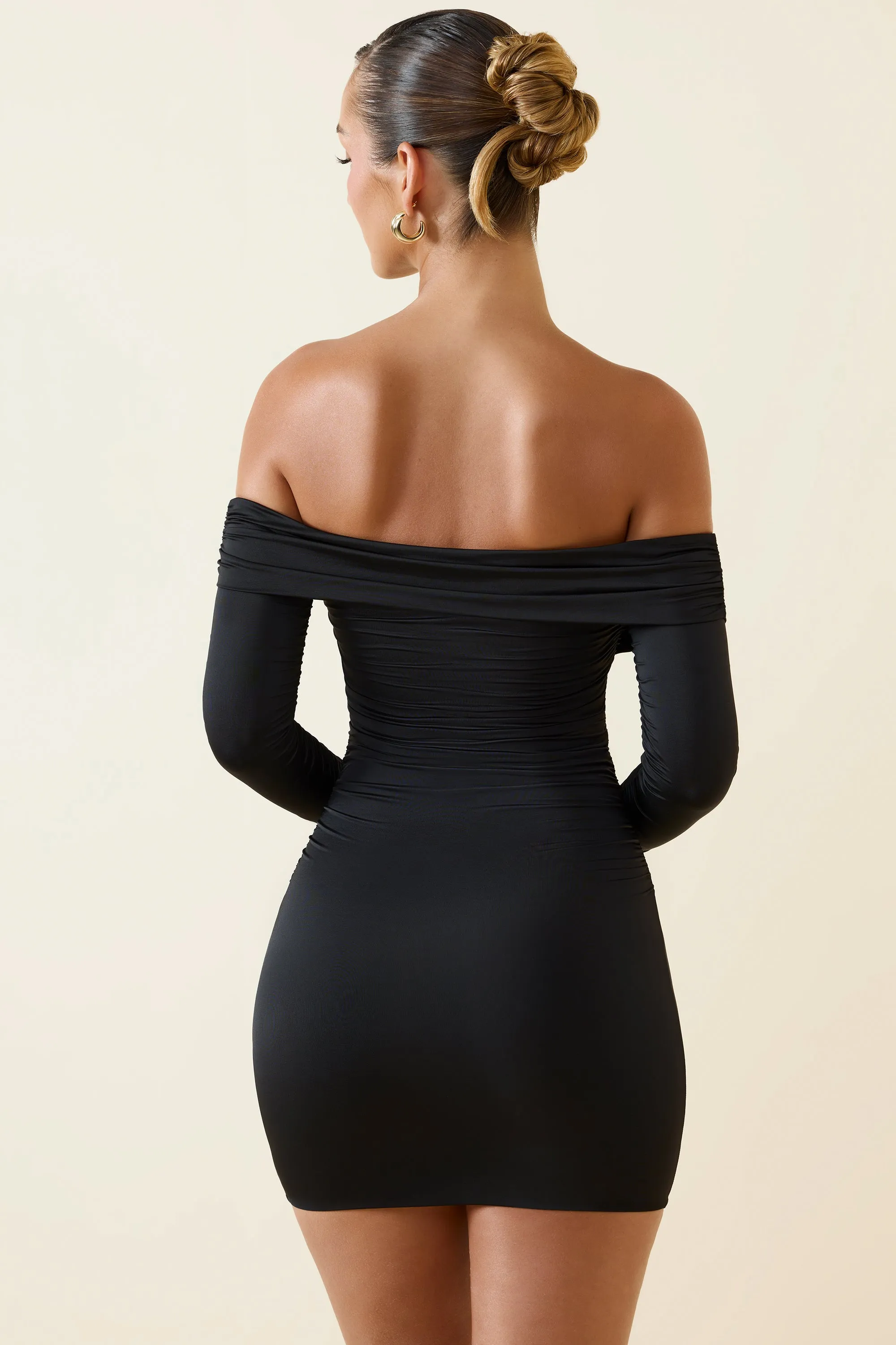 Flash Glow Off-Shoulder Ruched Bodycon Mini Dress in Black