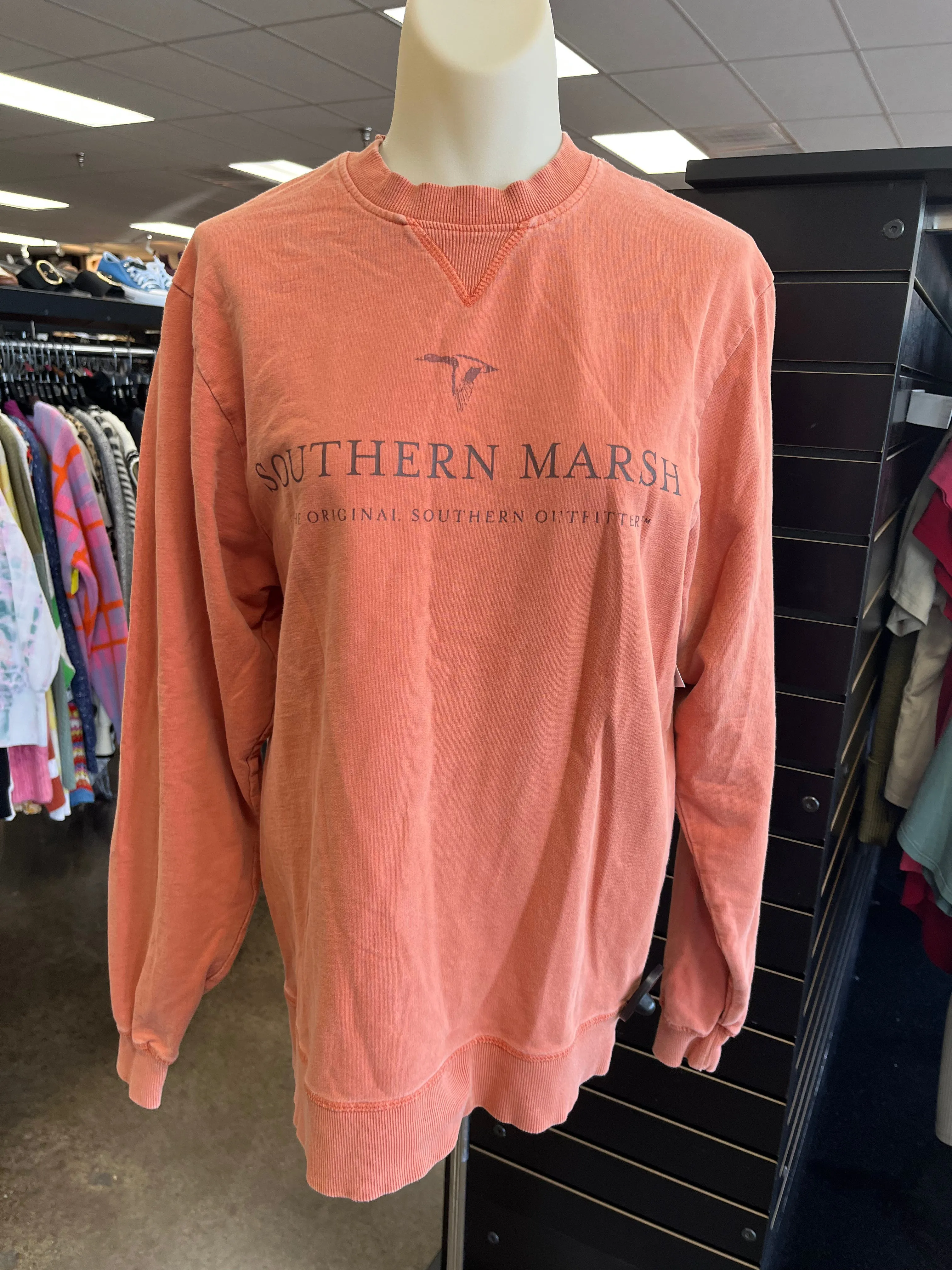 FadeResistant Car Cool SWEATSHIRT CREWNECK by    CLOTHES MENTOR In ORANGE, Size: XS