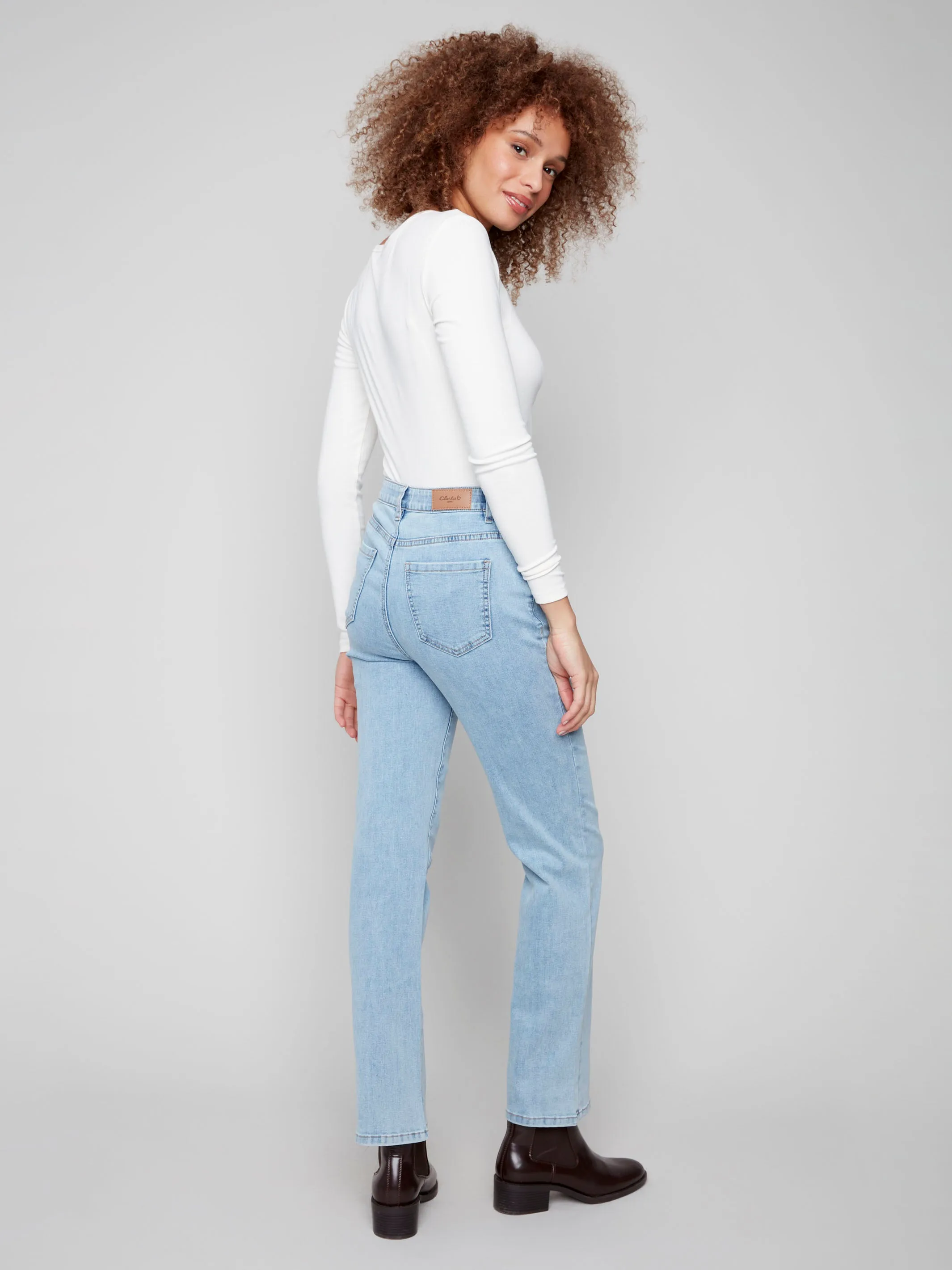 Street Fashion Charlotte Straight Leg Jeans - Light Blue