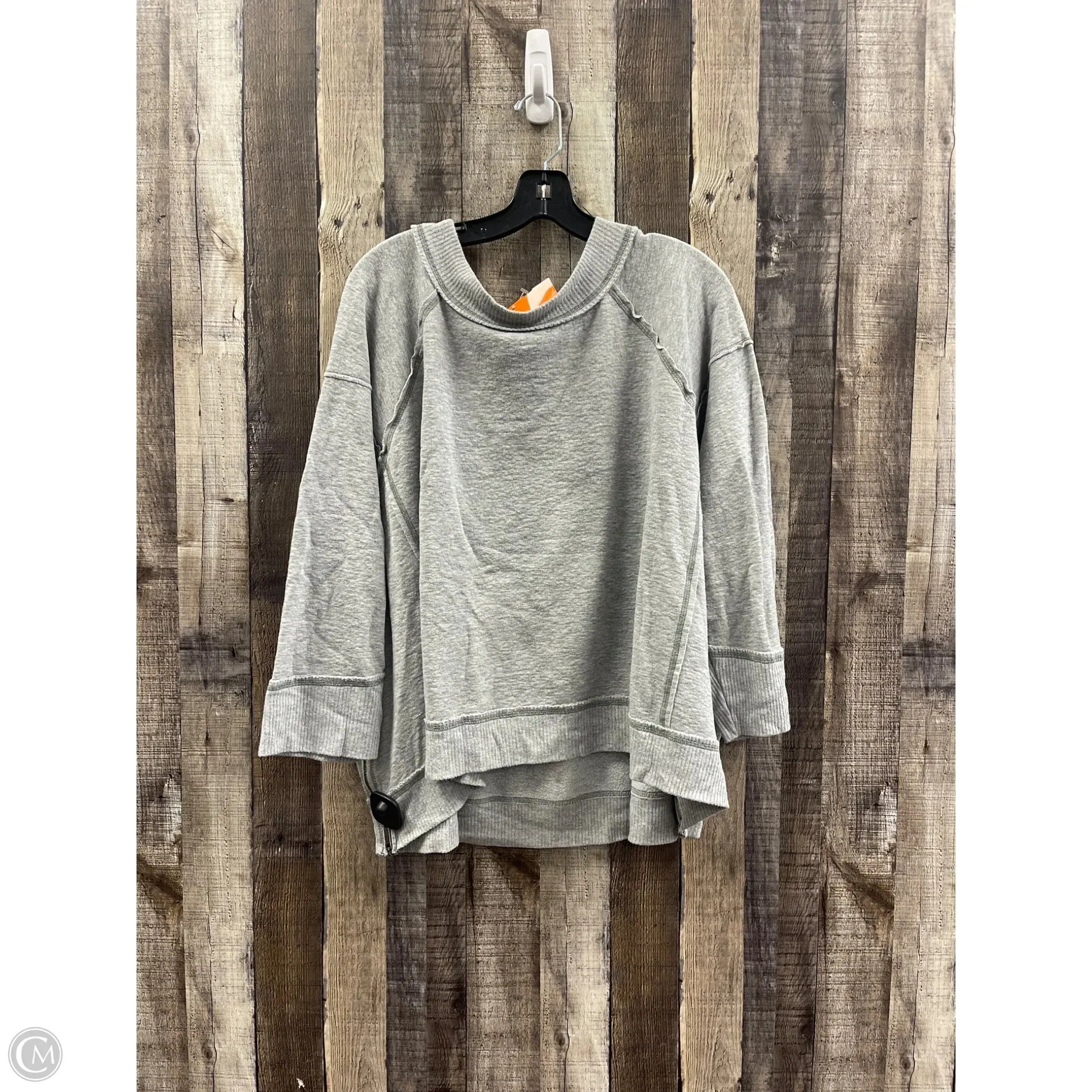 Sweatshirt Crewneck By Free People In Grey, Size: Xs Active Ease
