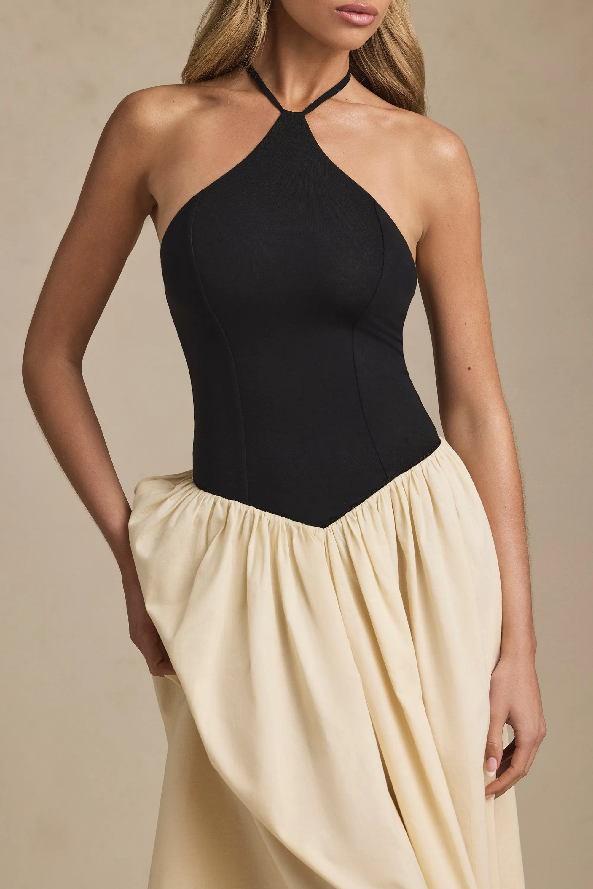 Casual Day PreShrunkFabric Halterneck A-Line Midaxi Dress in Black