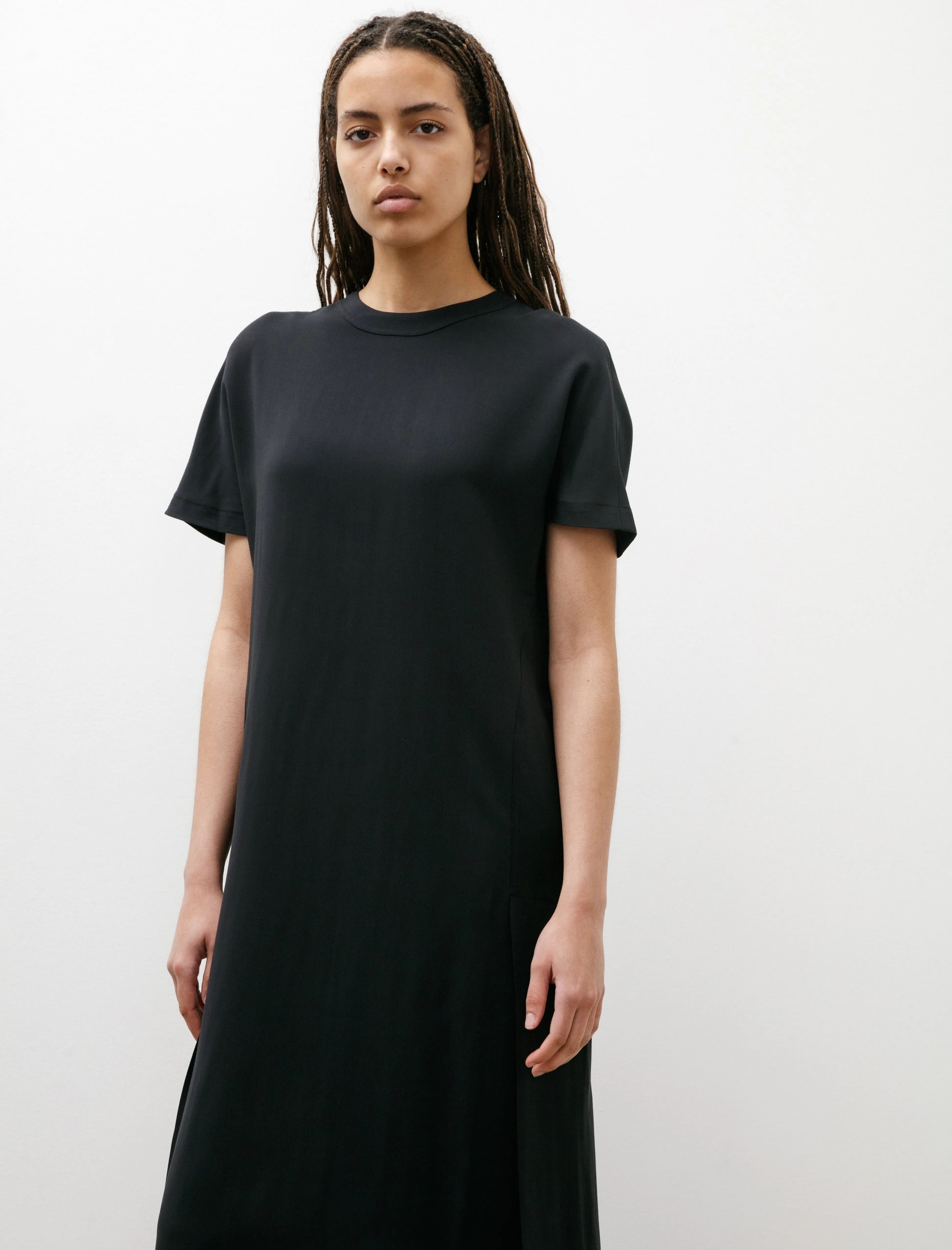 SweatAbsorbingTexture Inner Glow Kaplan Stitch Pleat Dress Darkest Navy