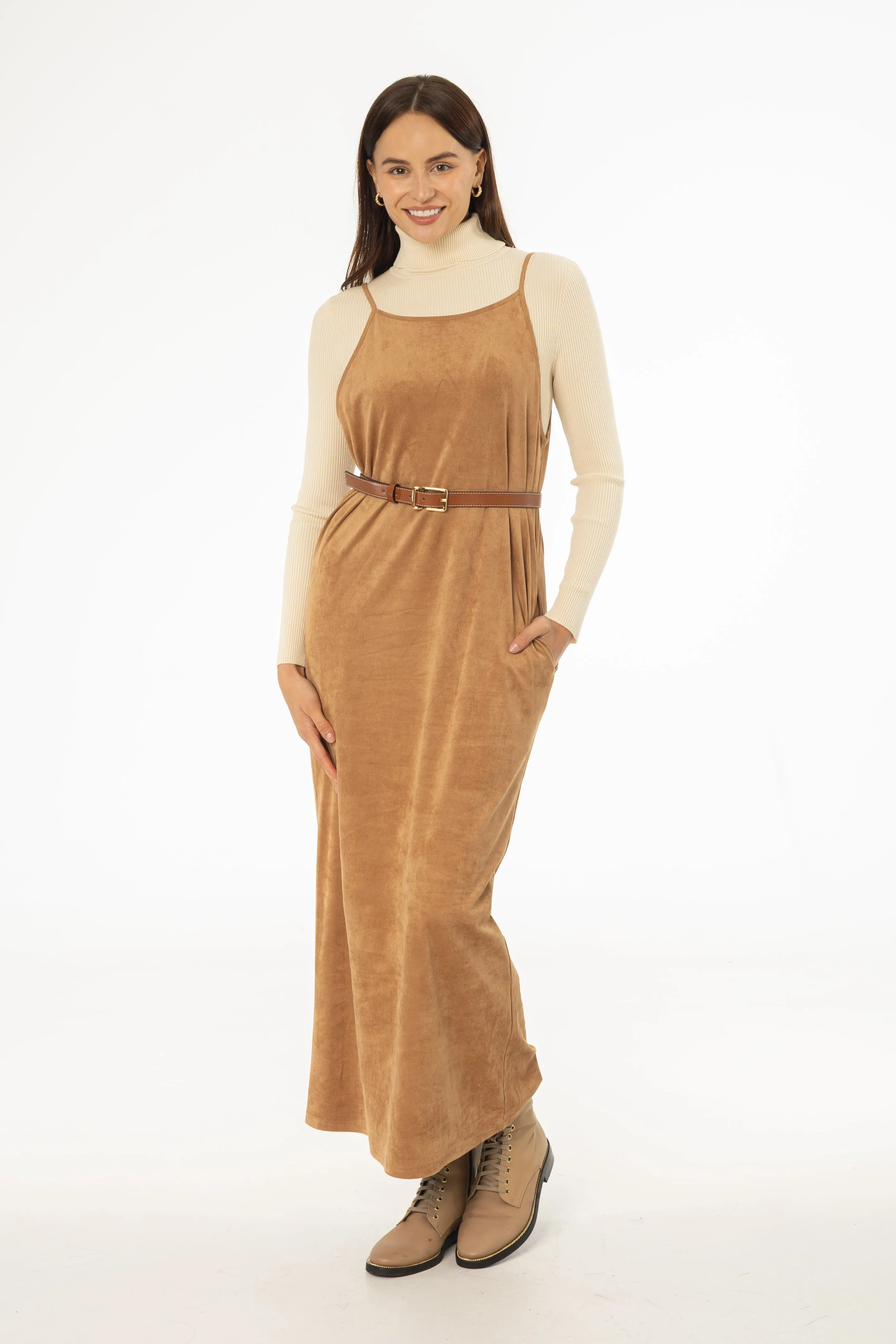 Camel Microsuede Maxi Jumper Casual Outfit