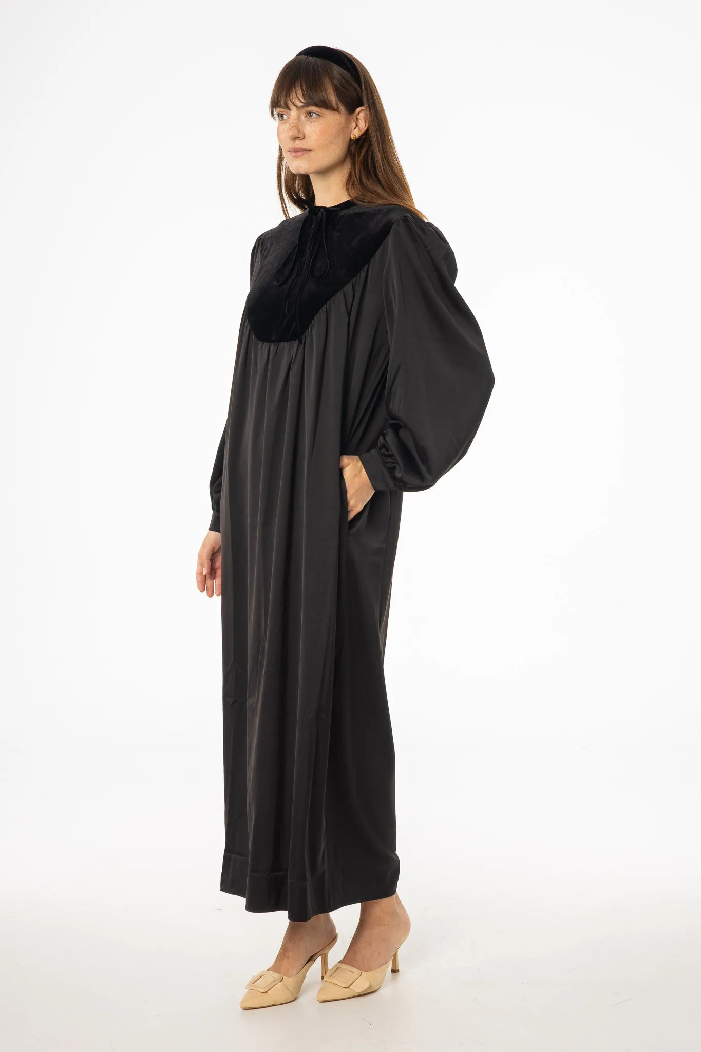 Black Velour Yoke Maxi Dress Pure Tone Cozy Cardigan