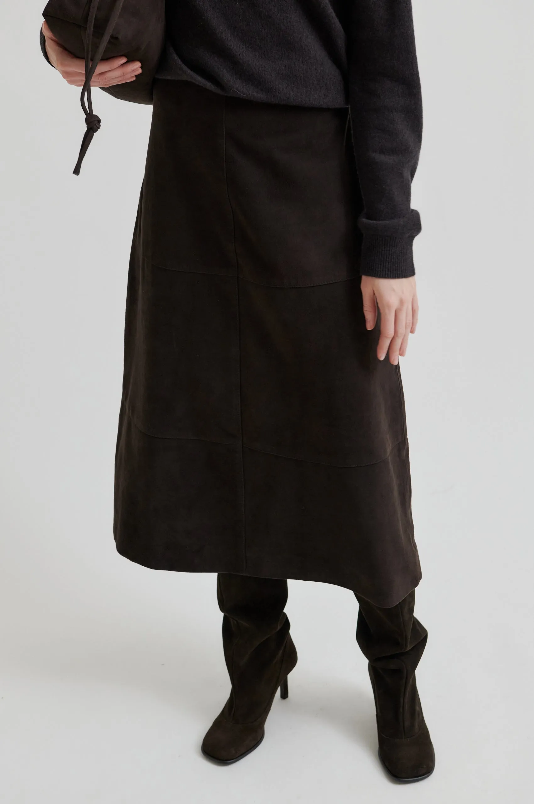 Noormie Suede Skirt AntiStatic Lining UVProtective Coating