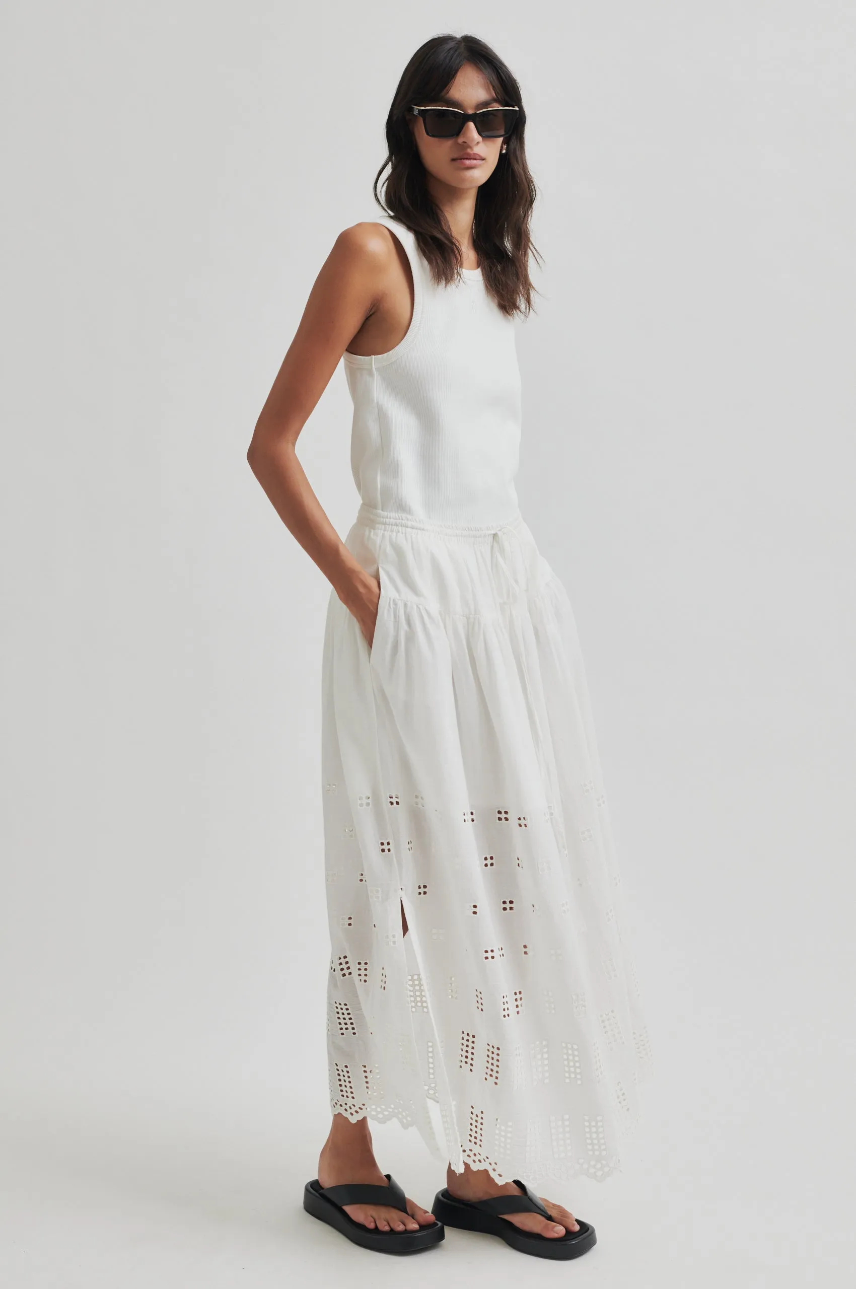 simple design Elenore Skirt
