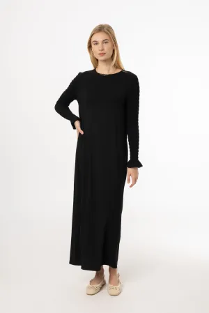Rustic Ease EasyCareMaterial Black Smocked Sleeve Maxi Dress