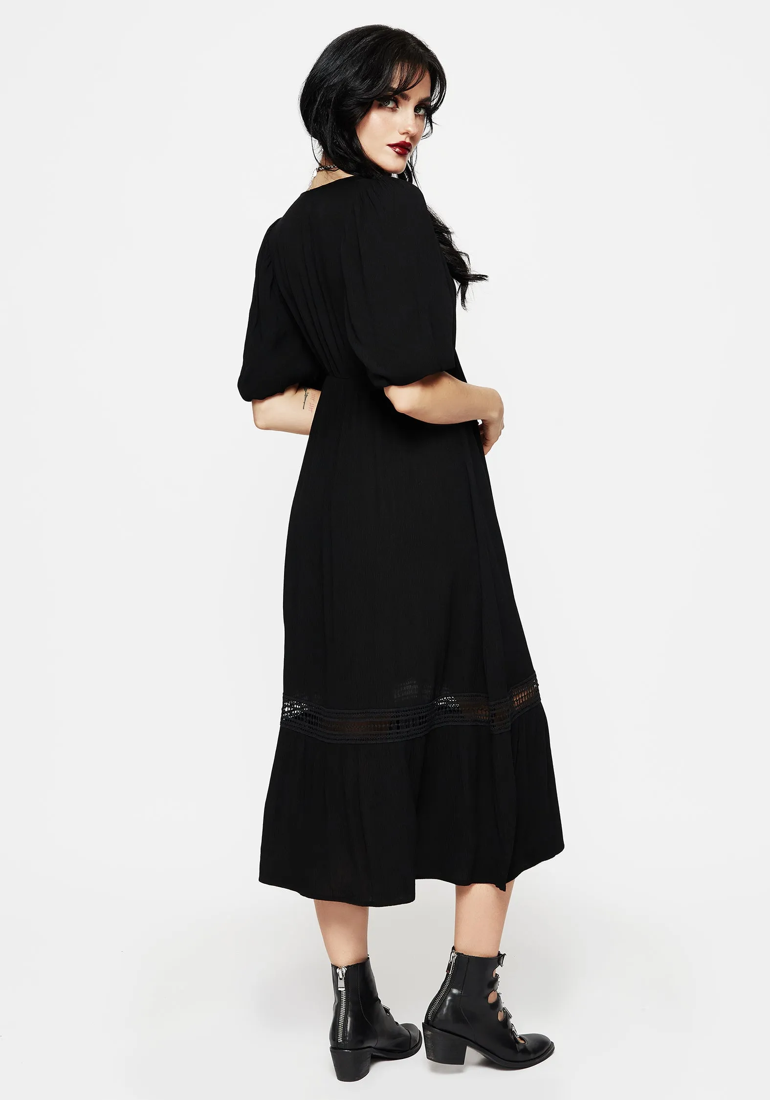 With a classic and versatile design this dress works seamlessly with any accessories you choose Mirage Lace Insert Puff Sleeve Maxi Dress
