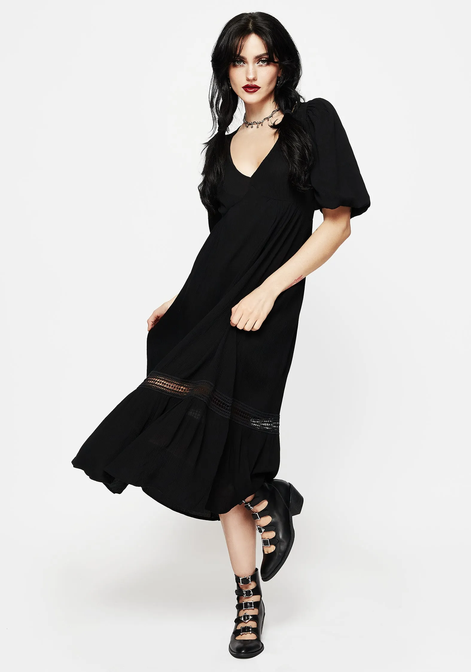 The elegant fabric of this dress offers a luxurious feel against the skin Stunning full-length outfit Mirage Lace Insert Puff Sleeve Maxi Dress