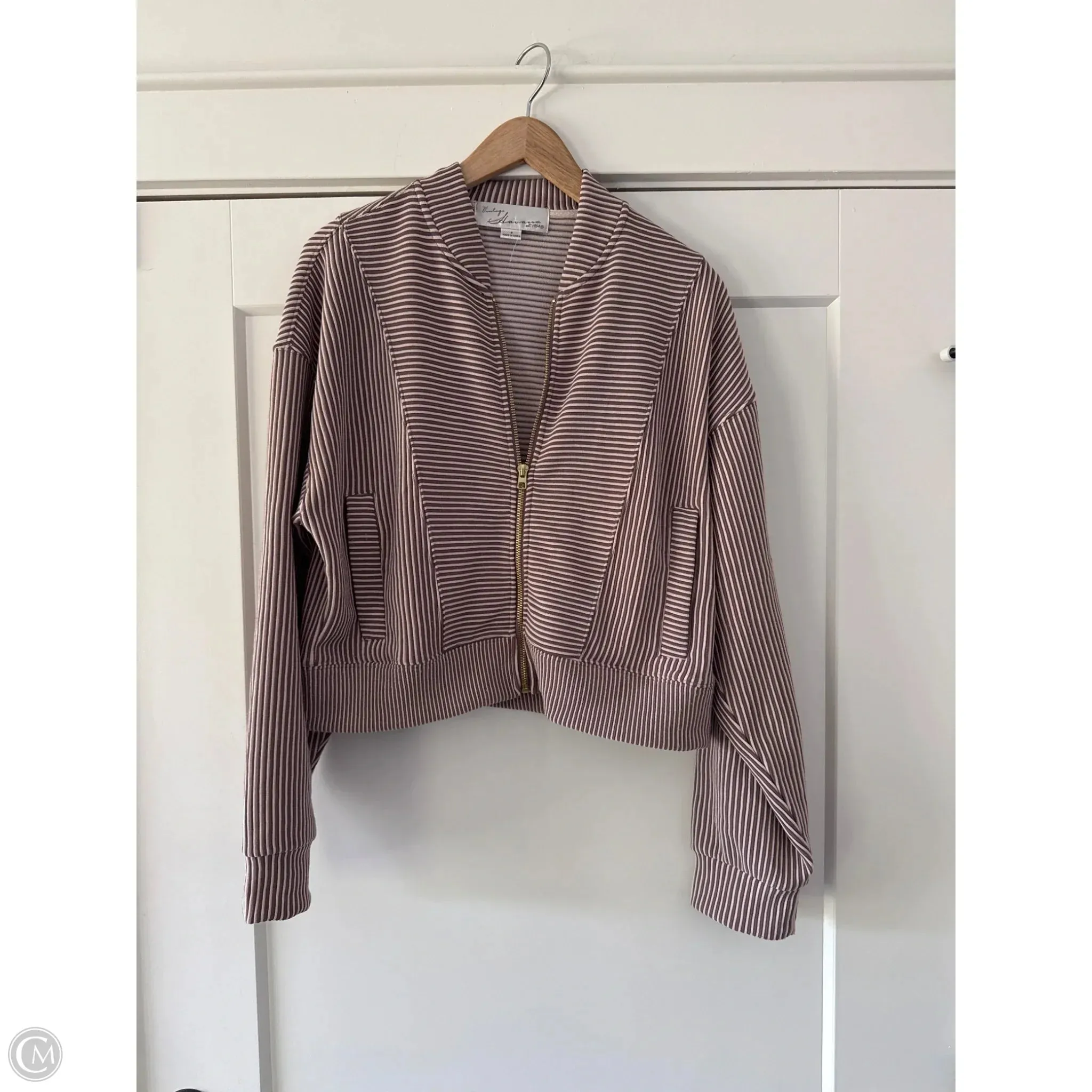 Sweatshirt Collar By Vintage Havana In Tan, Size: S HighVisibility
