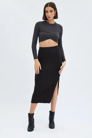 Black Maxi Skirt Side Slit Seamless Design Elastic hemline
