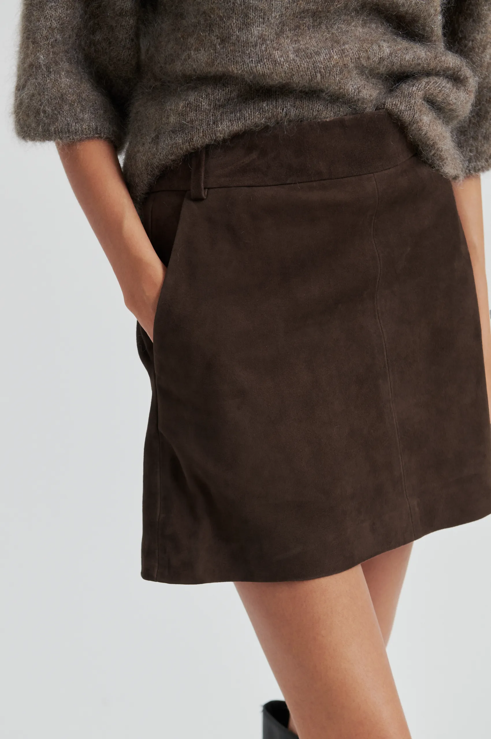 Noormie Suede Mini Skirt Art Mood
