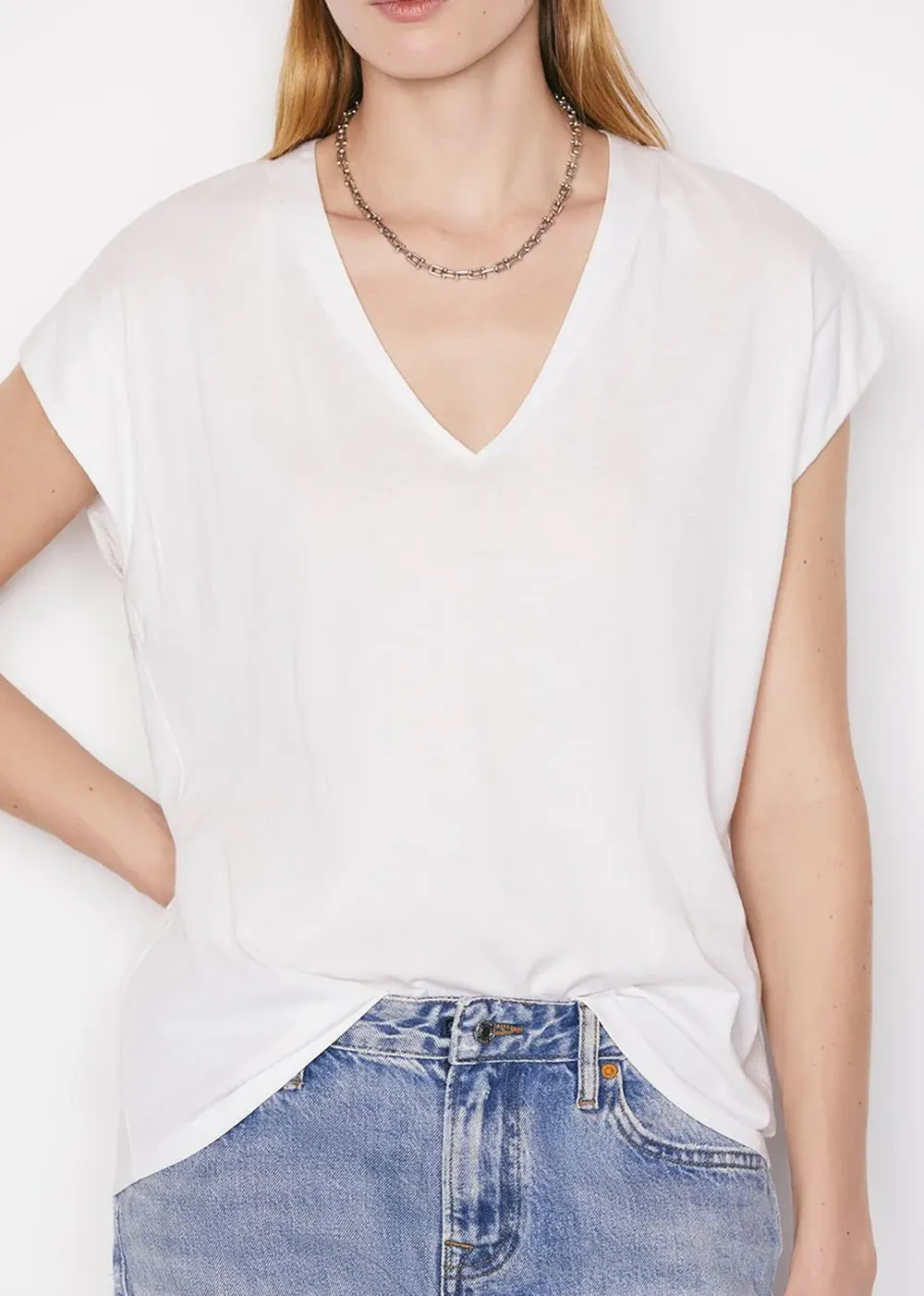 Lightweight Shirt Minimal Style Trend Le Mid Rise V-Neck T-Shirt