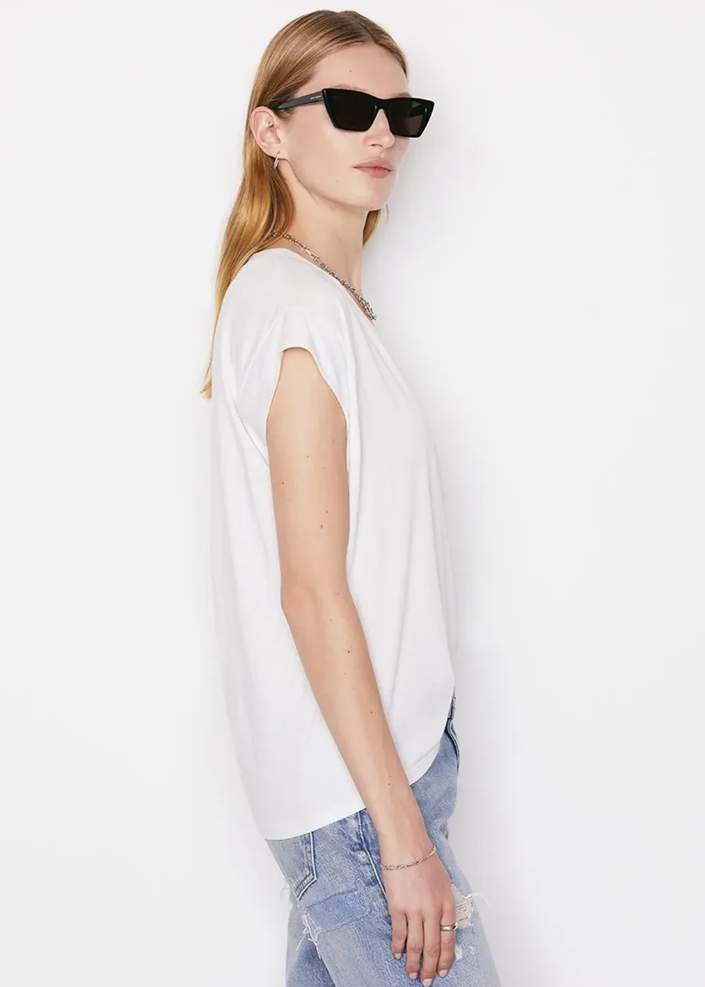 Le Mid Rise V-Neck T-Shirt UV Protection