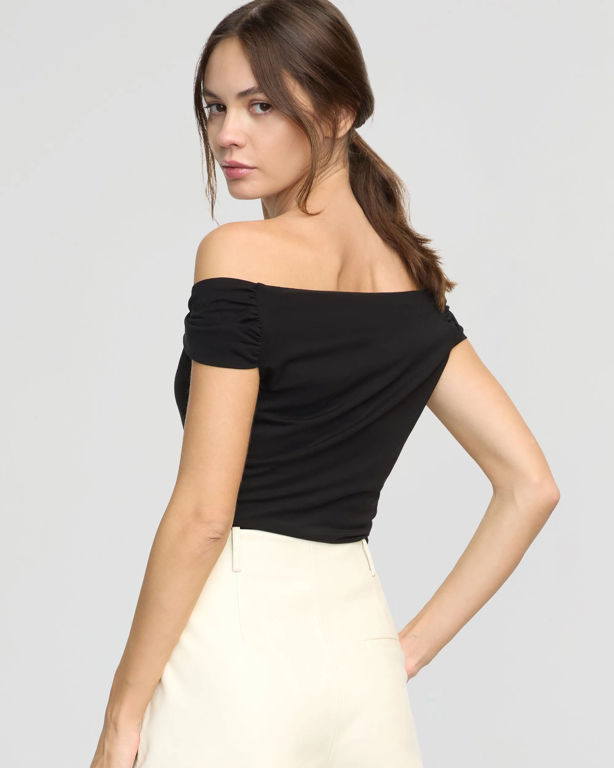 Garment Dyed Finish Slim fit clothing Mai Asymmetric Off-Shoulder Tee