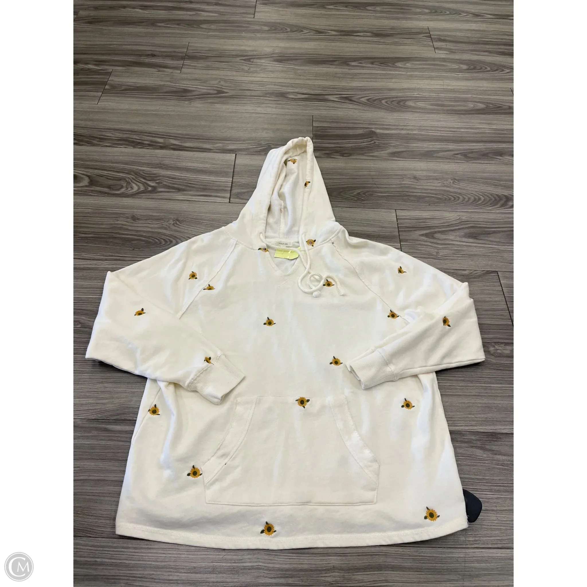 Sweatshirt Hoodie By Maurices In White, Size: 1x Bonded Seam Technology