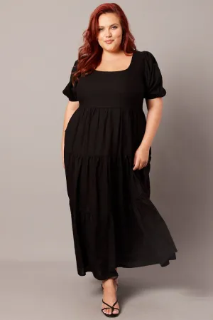 Black Scoop Neck Linen Maxidress With Pockets Designed to complement every body shape this dress enhances your natural silhouette
