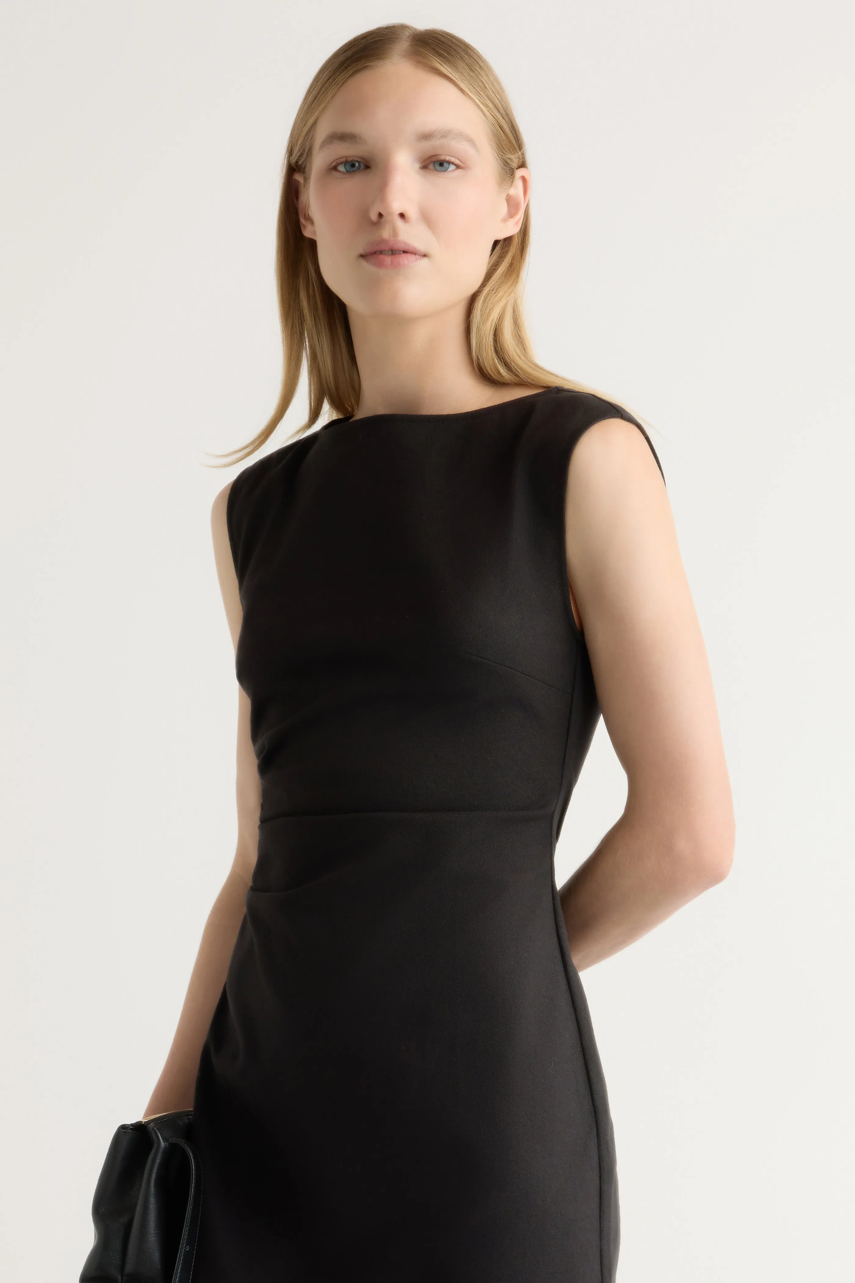 SnagFree Fabric EcoFriendlyTextile Inari Cotton Twill Boat-Neck Dress